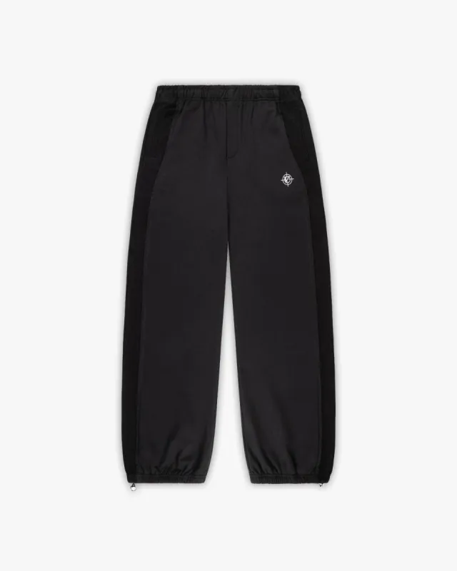 INSIDE OUT JOGGER BLACK sold by vicinity