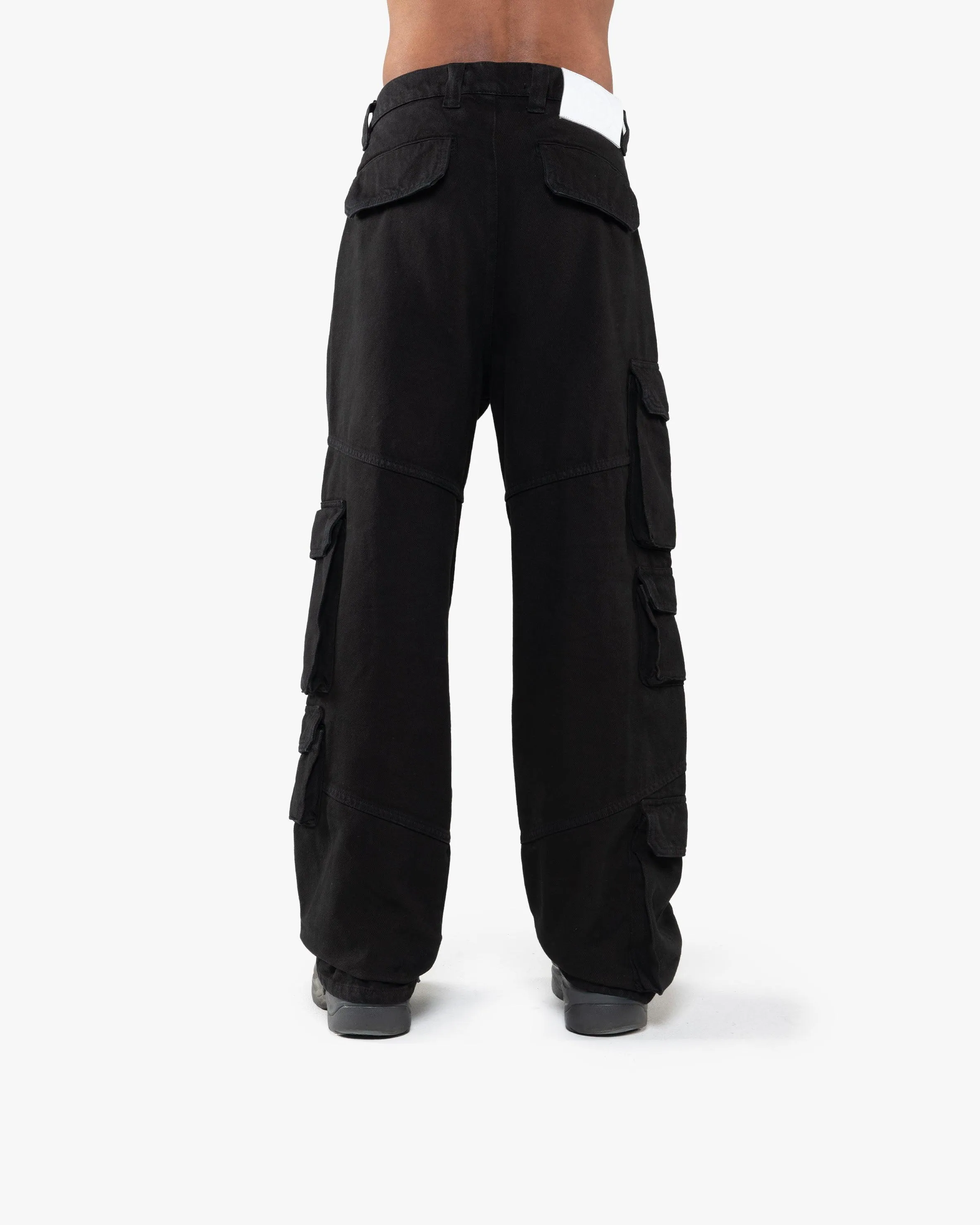 MULTIPOCKET CARGOPANTS BLACK sold by vicinity product image thumbnail 5