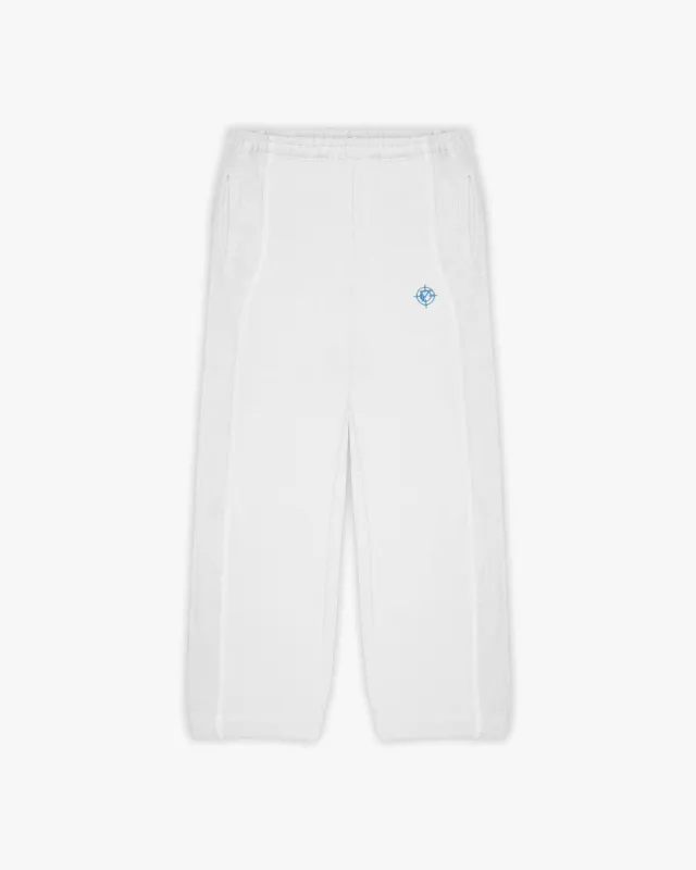 JOGGERPANTS WHITE sold by vicinity