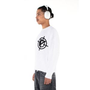 V-LOGO KNITWEAR WHITE sold by vicinity
