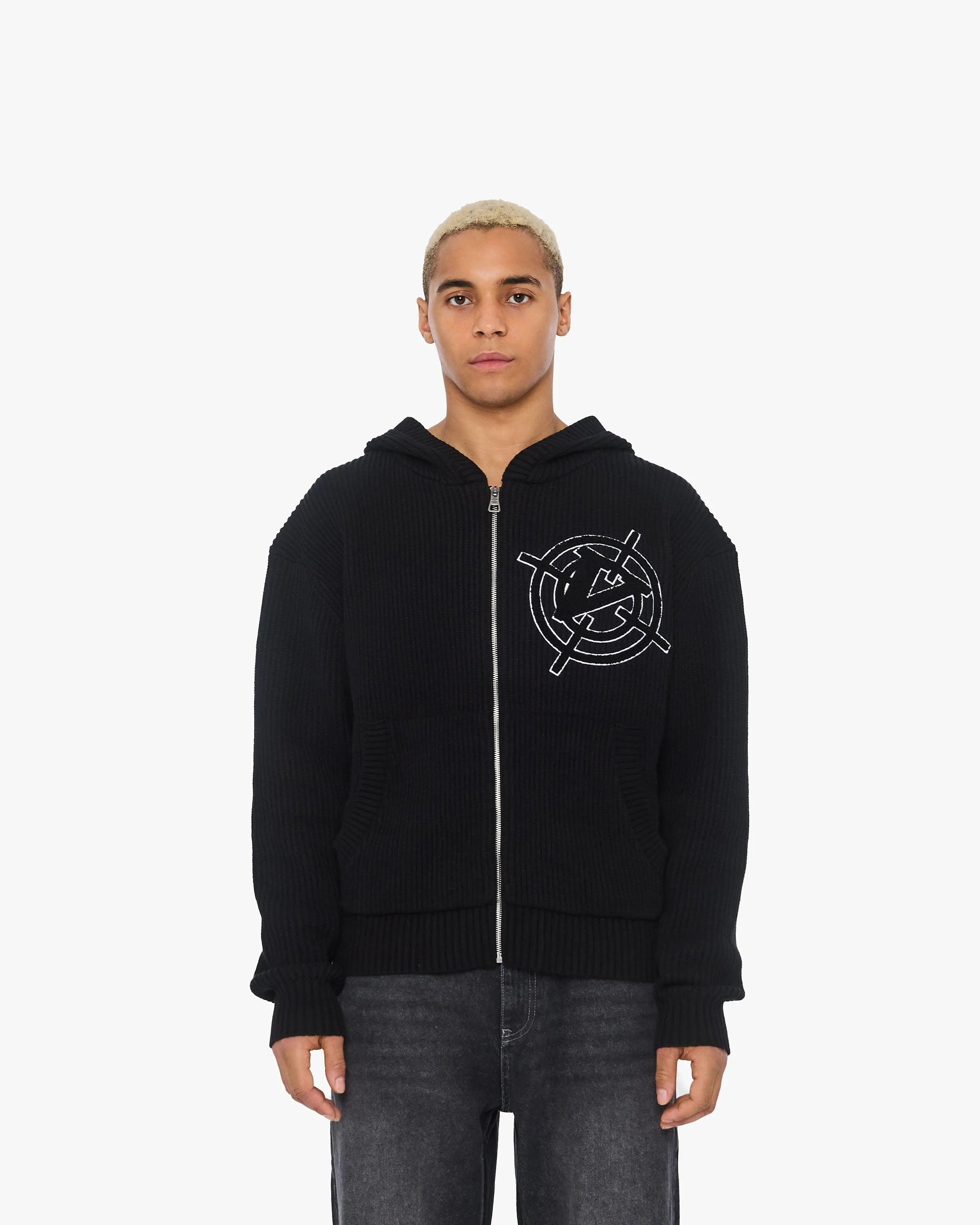 V-LOGO KNIT ZIP HOODIE BLACK sold by vicinity product image thumbnail 2