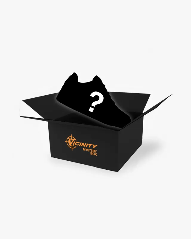 1X "SNEAKER" MYSTERY BOX made by vicinity
