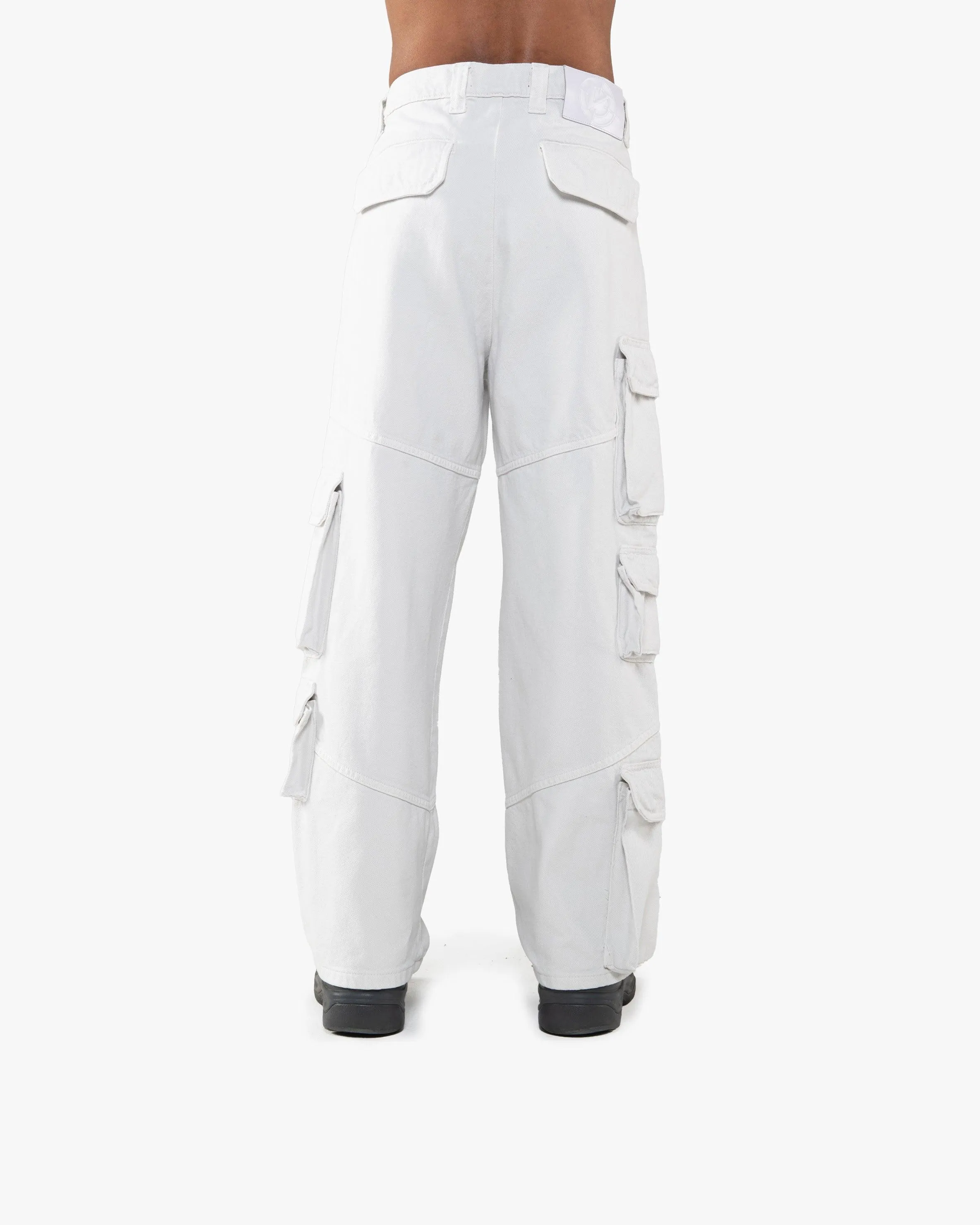 MULTIPOCKET CARGOPANTS LIGHT GREY sold by vicinity product image thumbnail 5