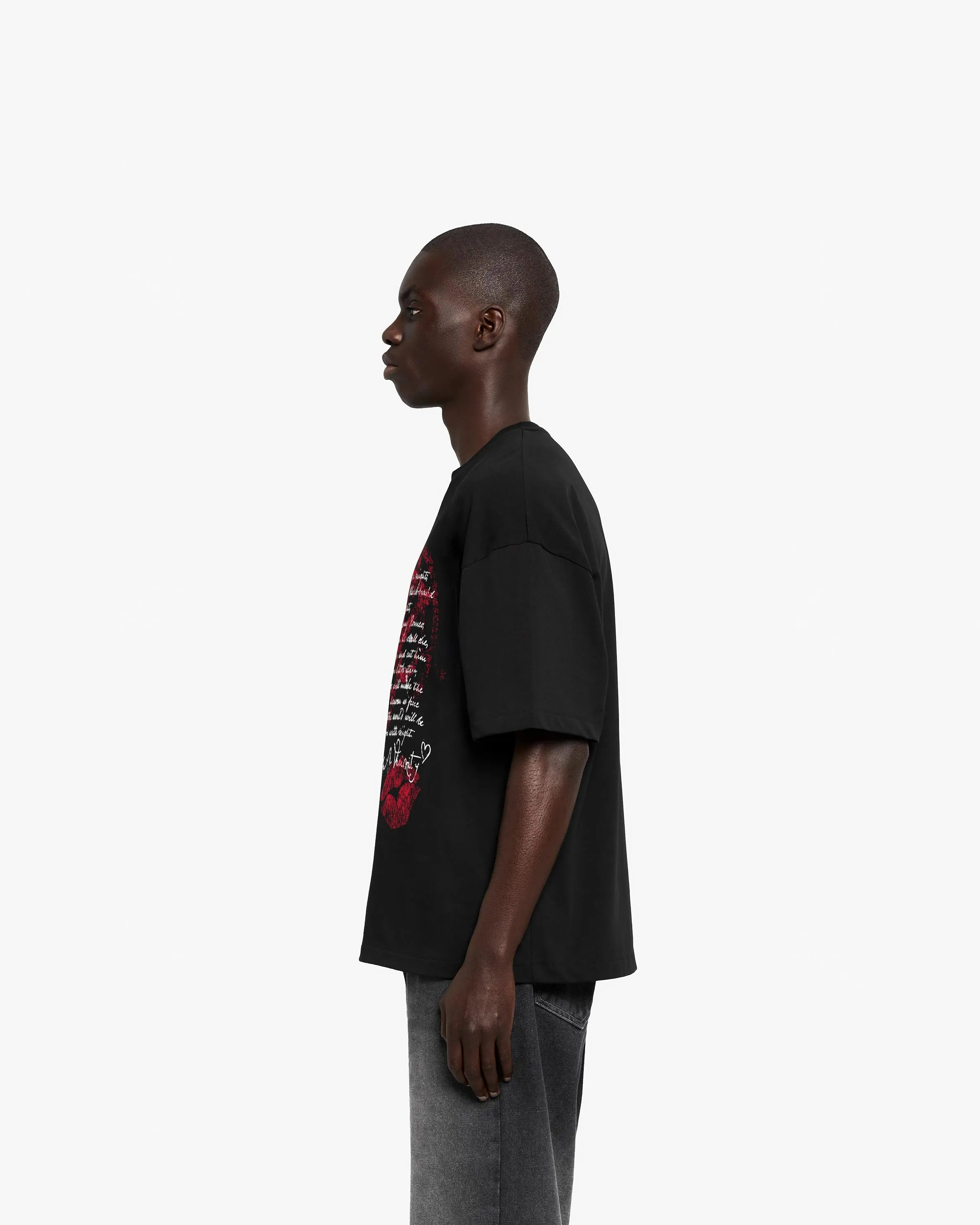 LOVE LETTER TEE BLACK sold by vicinity product image thumbnail 4