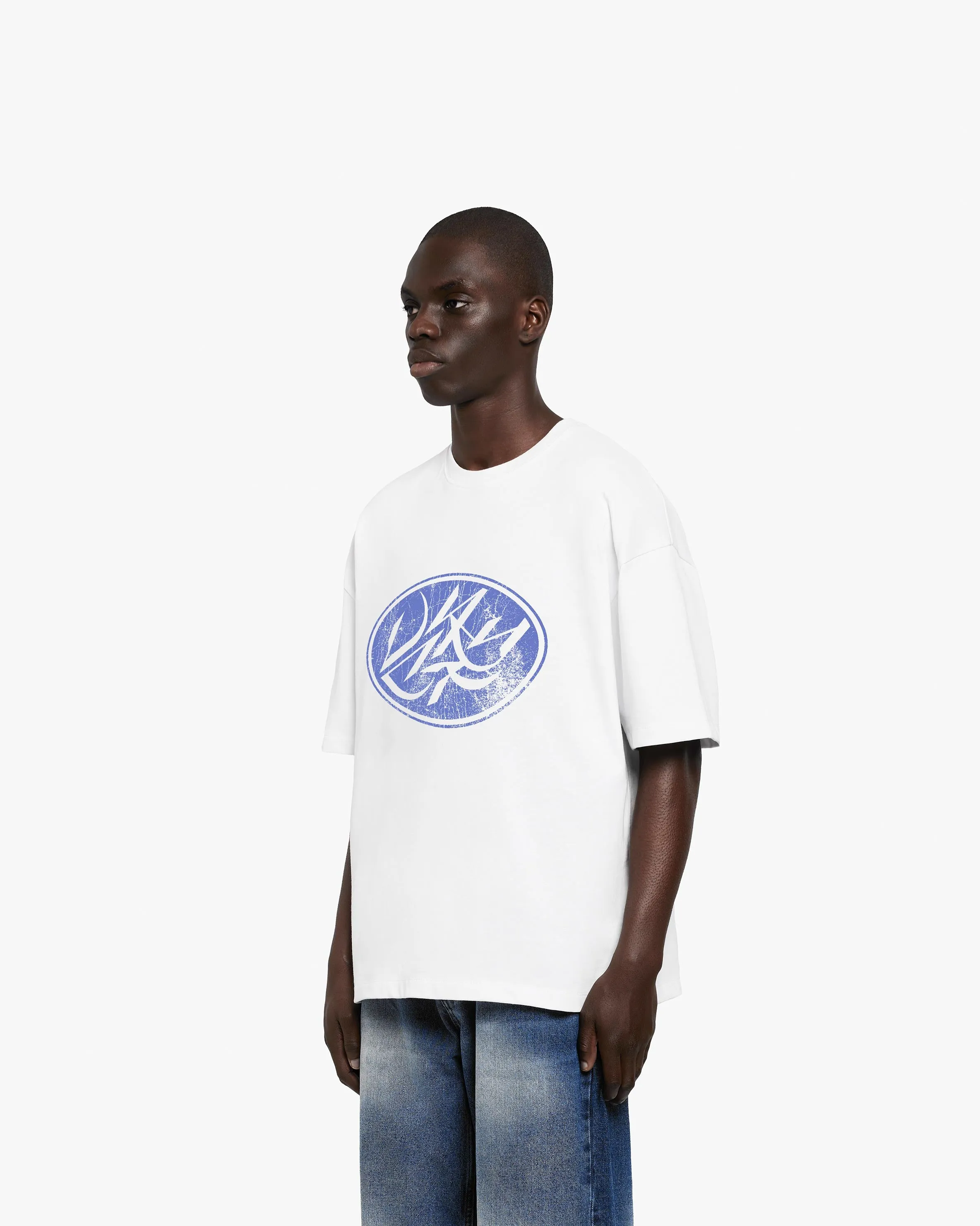 BROKEN SCRIPT TEE WHITE sold by vicinity product image thumbnail 4