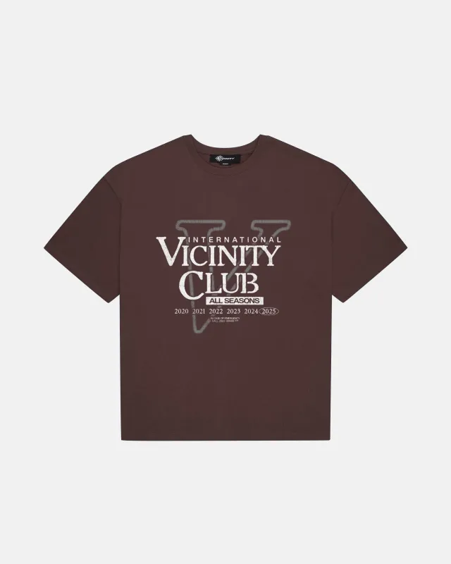VICINITY CLUB TEE BROWN sold by vicinity