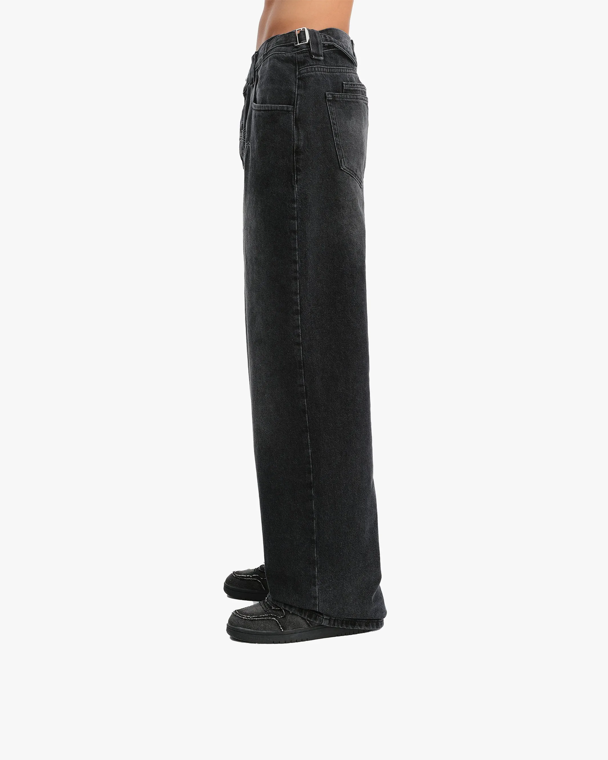 SIGNATURE DENIM BLACK WASHED sold by vicinity product image thumbnail 4