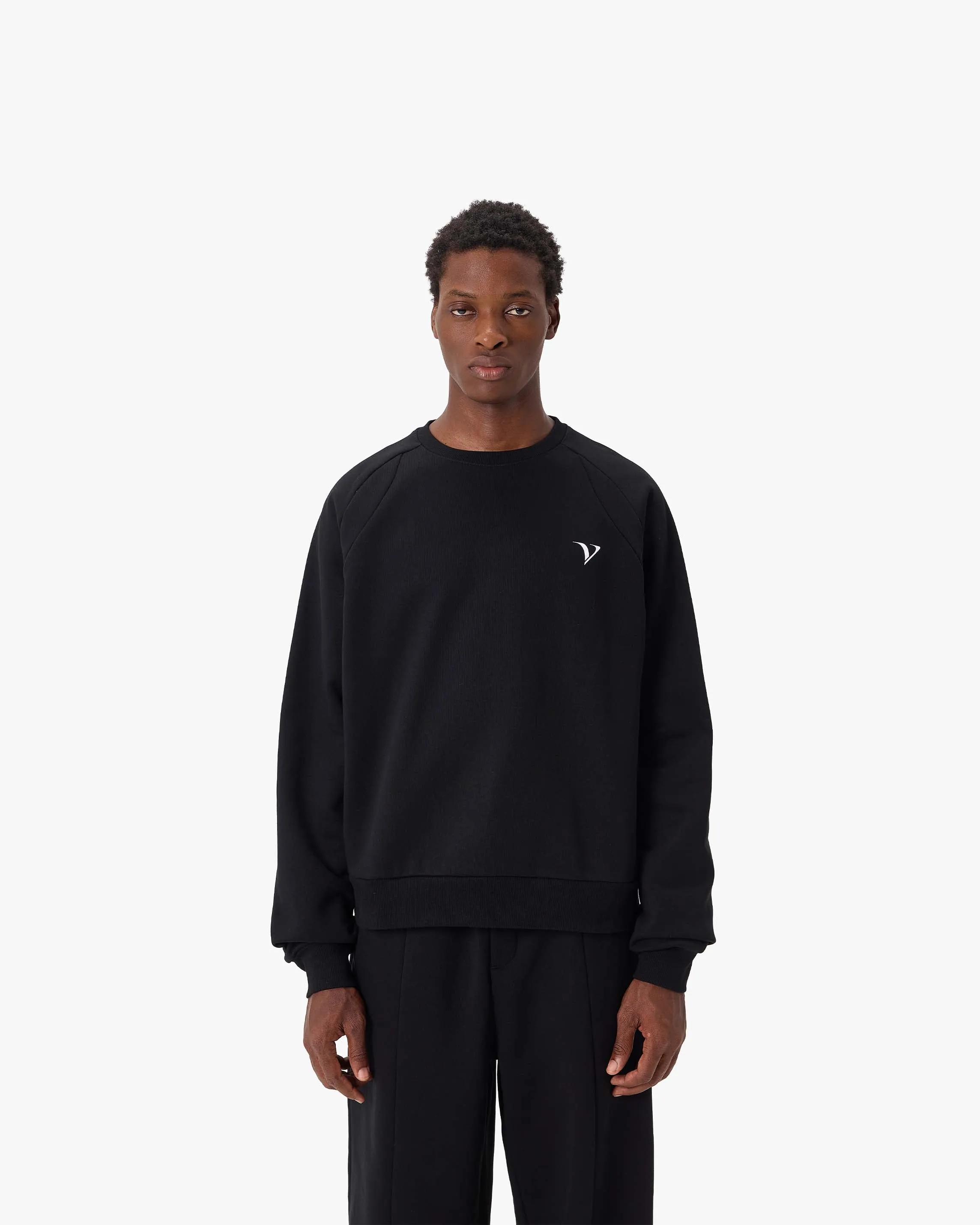 ACTIVEWEAR SWEATER BLACK sold by vicinity product image thumbnail 2
