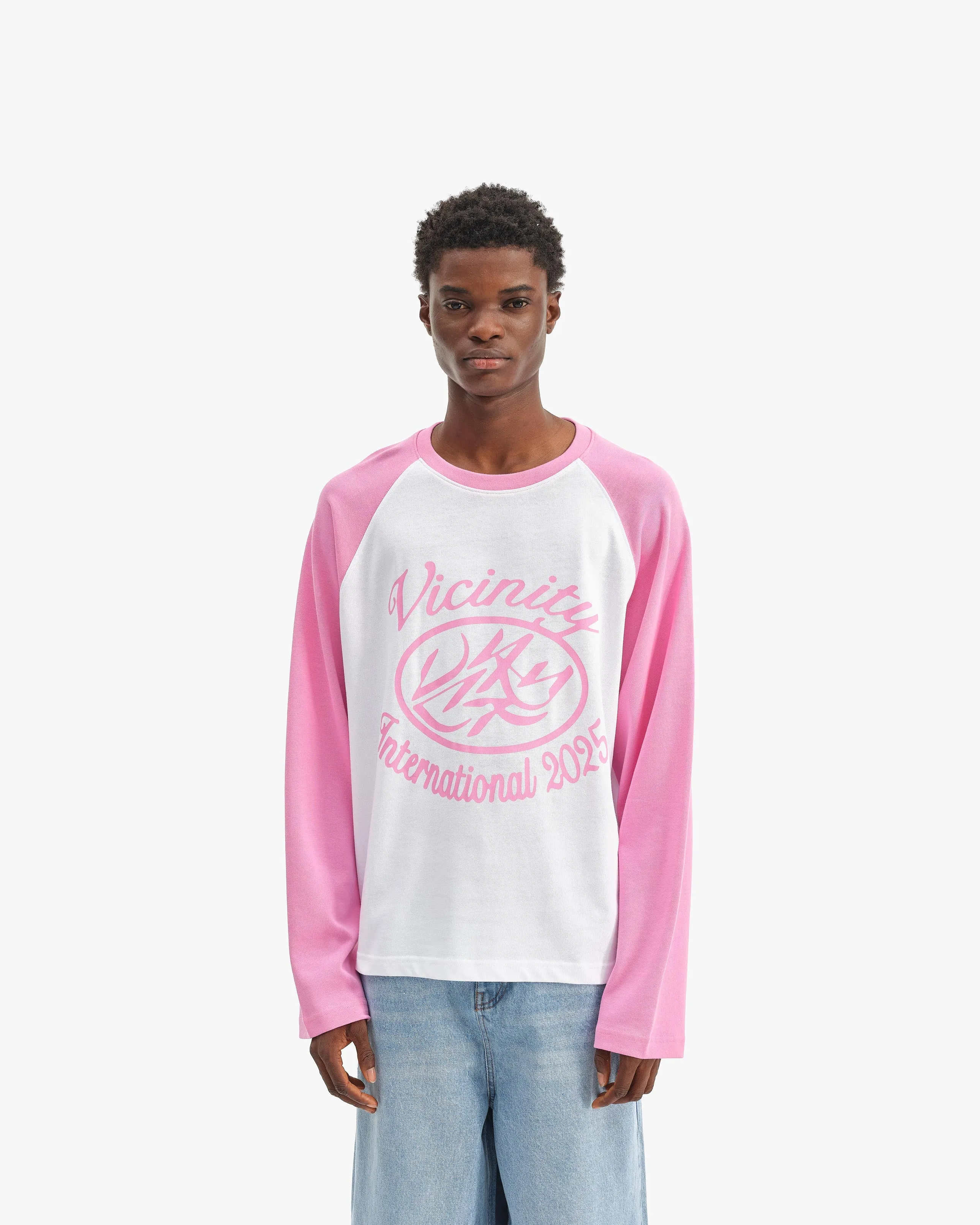 INTERNATIONAL LONGSLEEVE WHITE/PINK sold by vicinity product image thumbnail 2