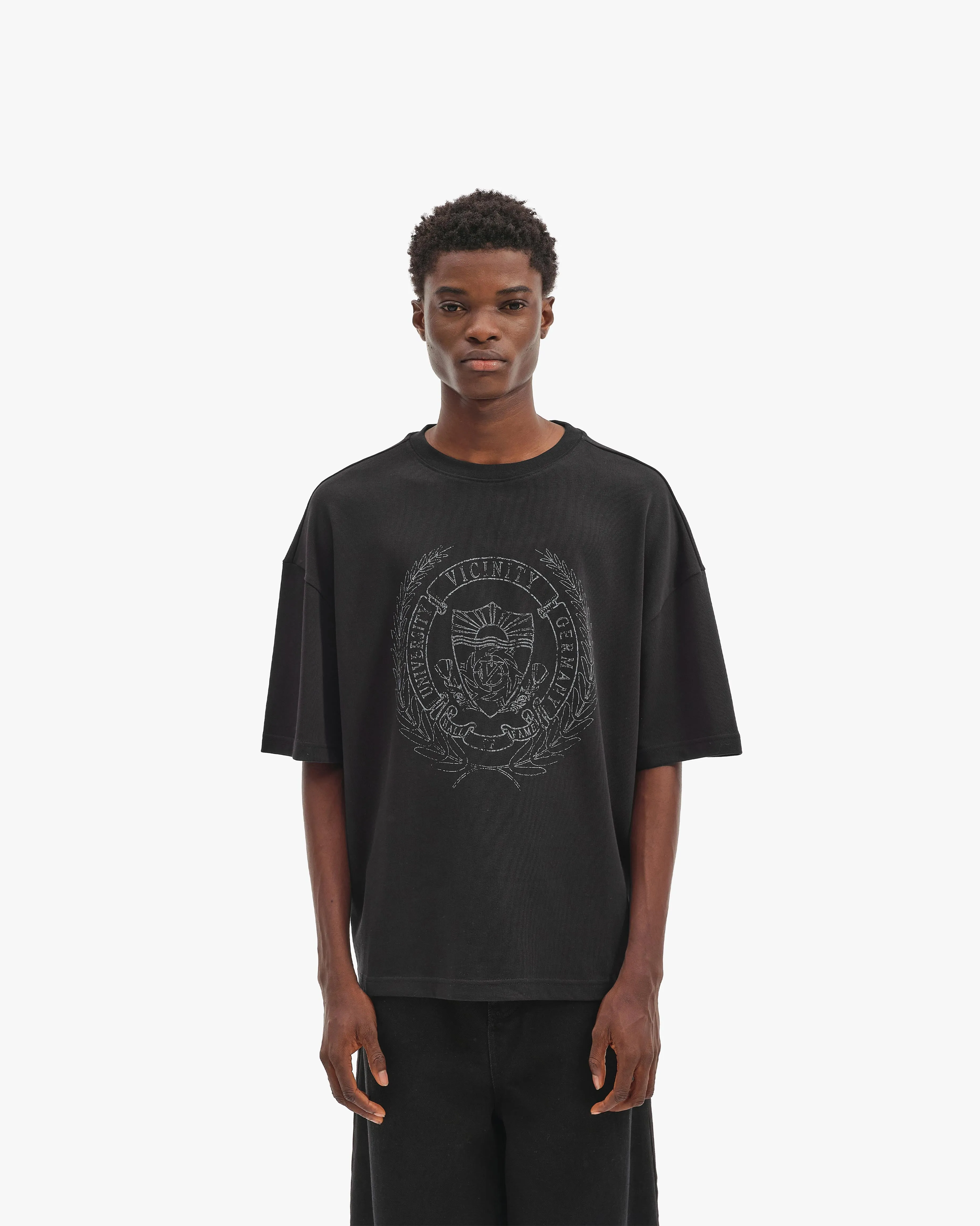 HALL OF FAME TEE BLACK sold by vicinity product image thumbnail 2
