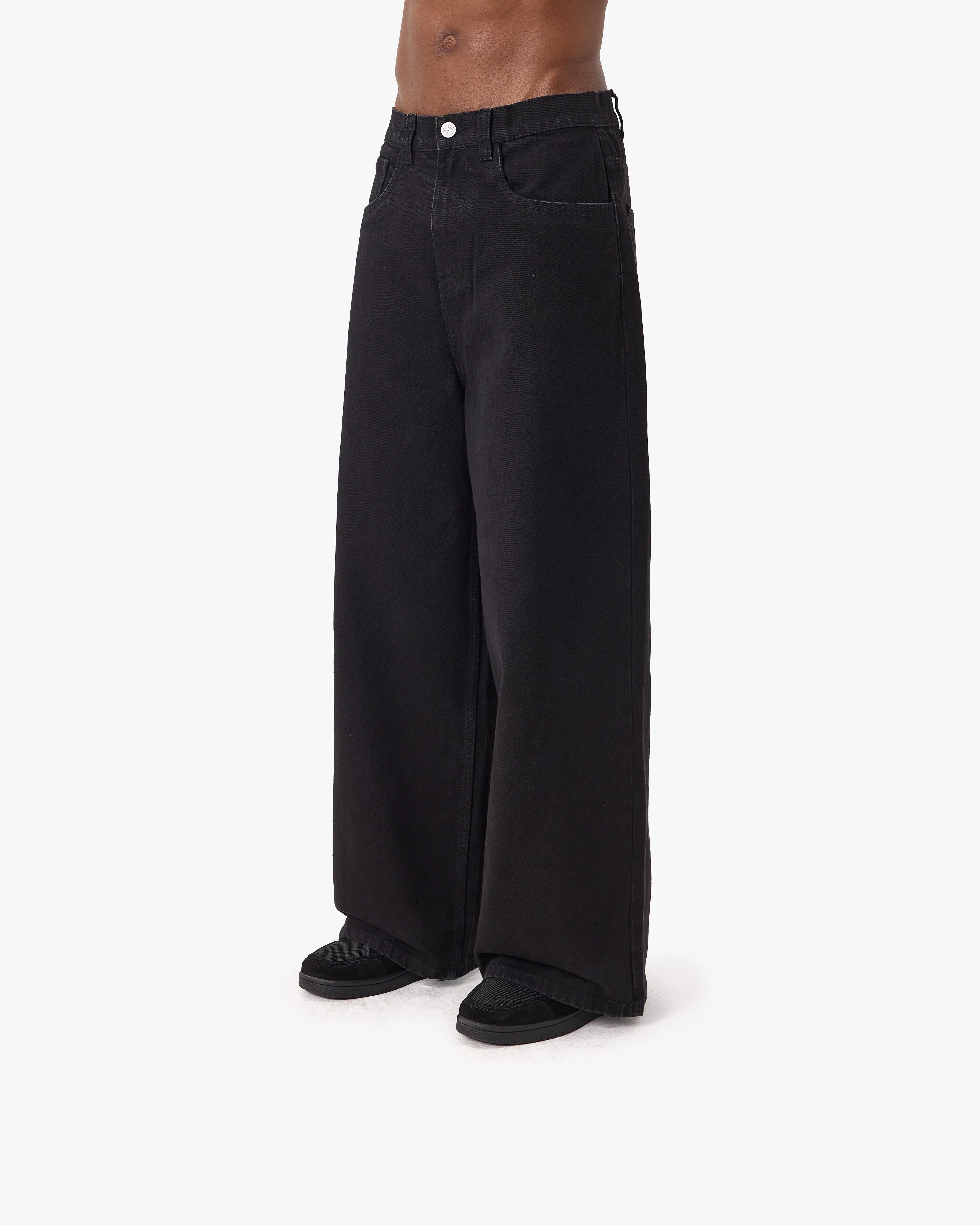 THE BAGGY DENIM PURE BLACK sold by vicinity product image thumbnail 5