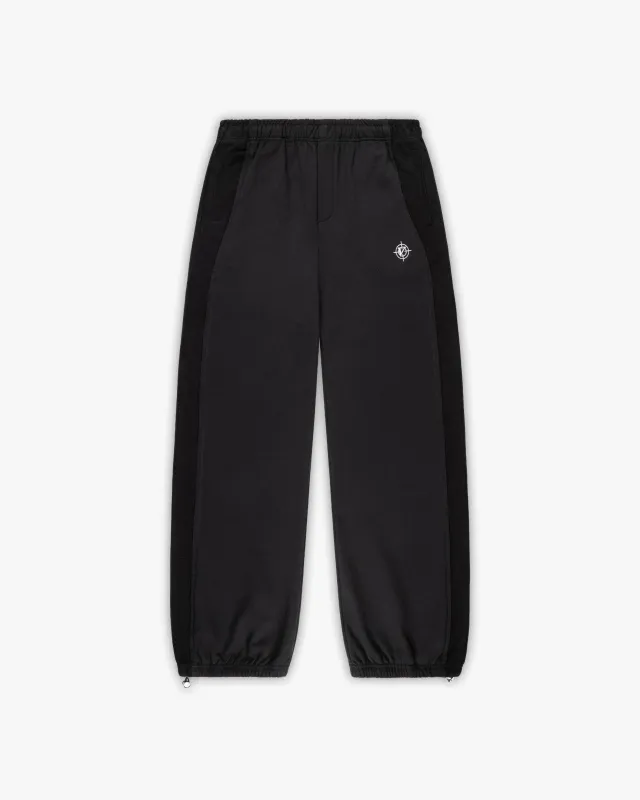 INSIDE OUT JOGGER BLACK sold by vicinity