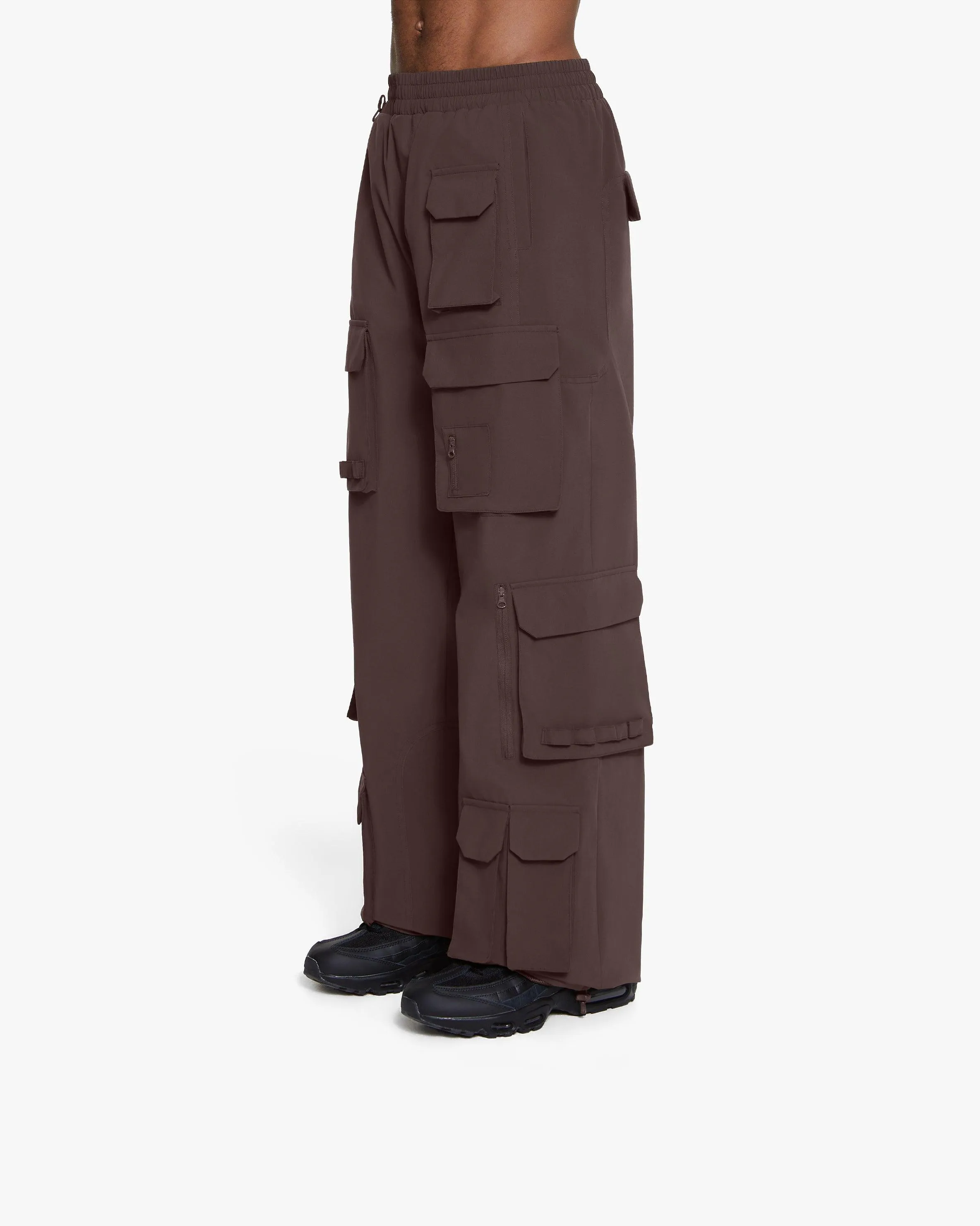 ONYX CARGO BROWN sold by vicinity product image thumbnail 4