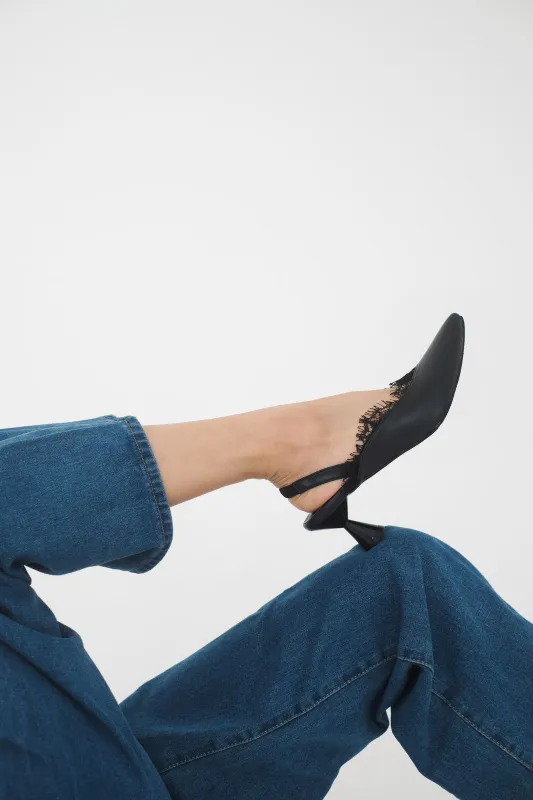 Brida in Black sold by INPACA