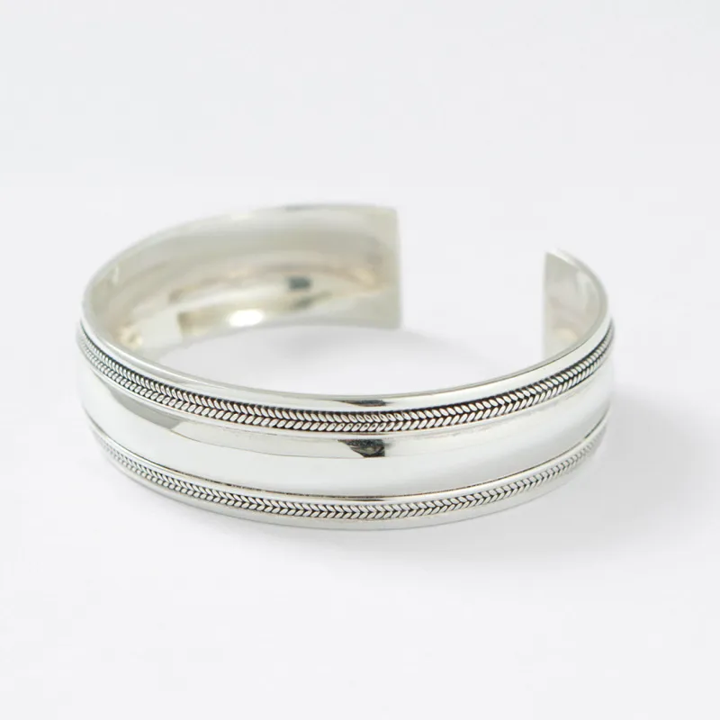 TMW / Sterling Silver Narrow Bangle made by Haku Clothing