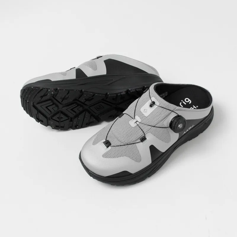 RIG FOOTWEAR / Bendera Sandals made by Haku Clothing
