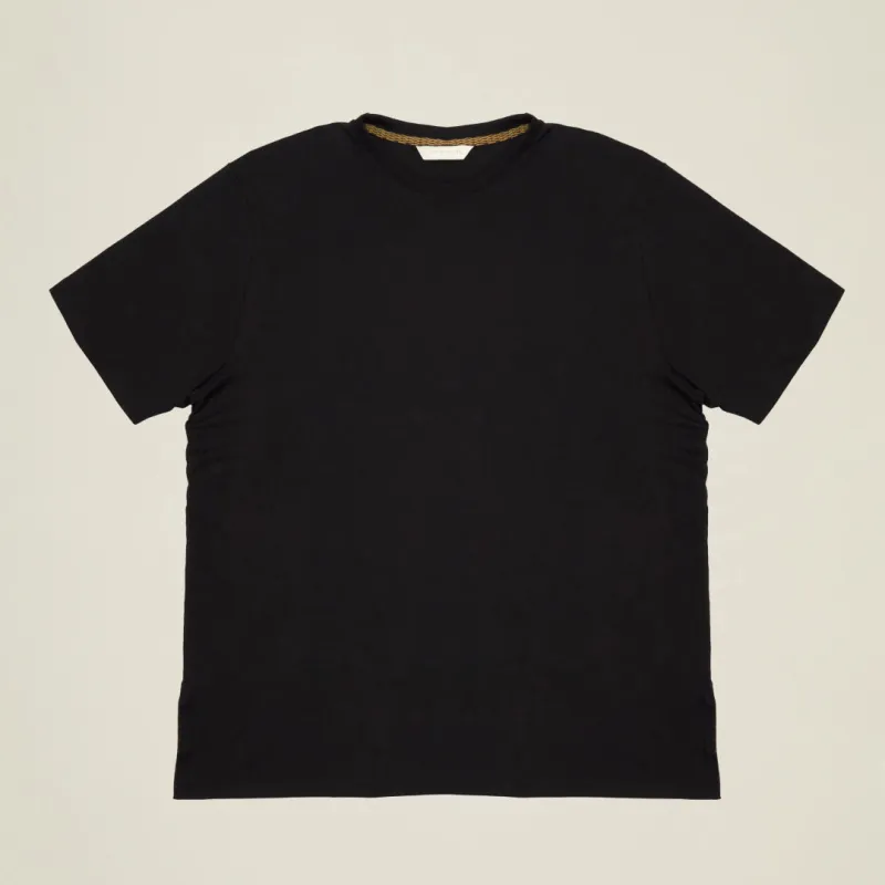 Ripped Neck T-Shirt · Chirimoya made by Sartoria Vienna