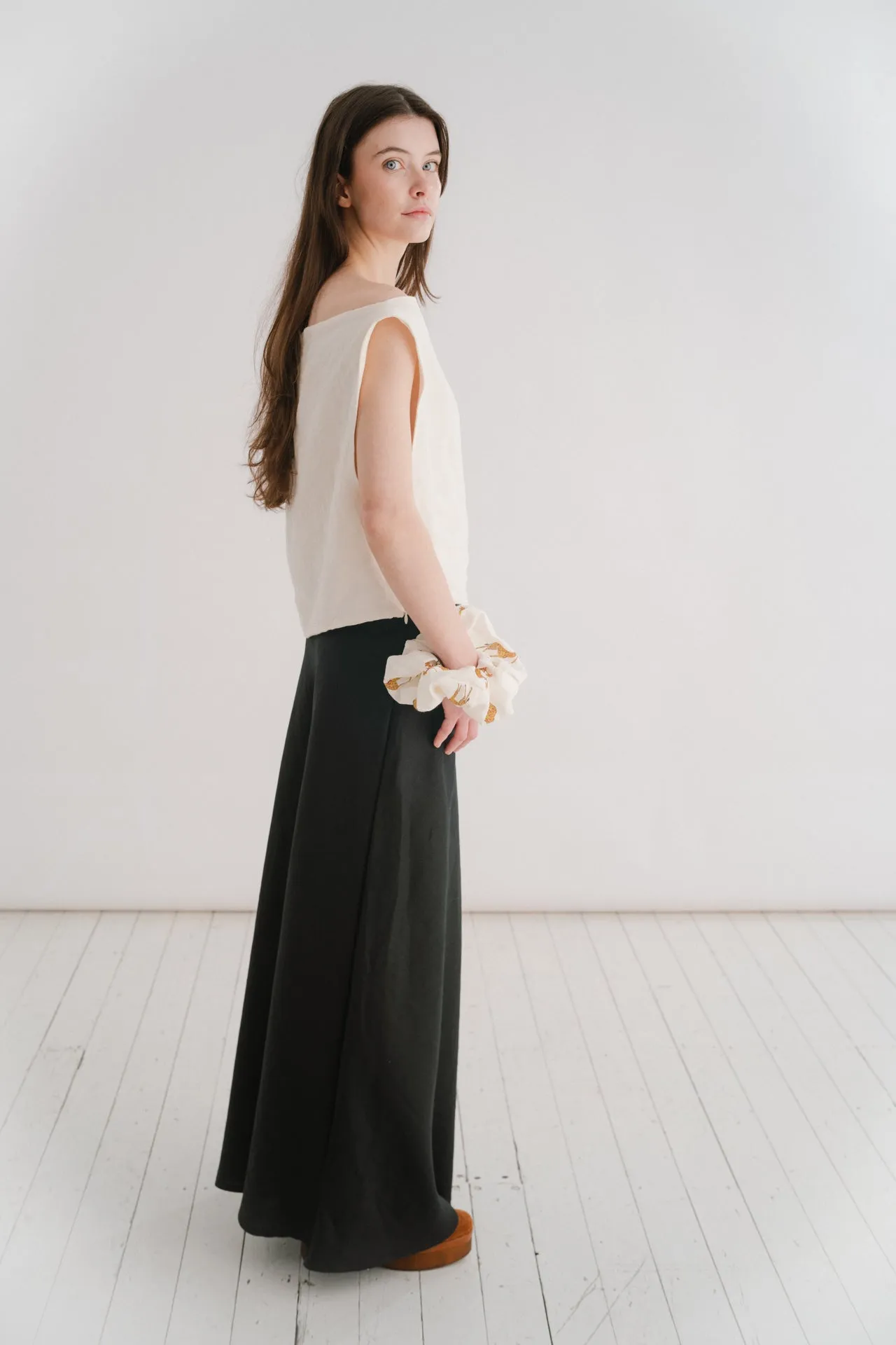 THE EVERYDAY SKIRT - BLACK sold by Kindred of Ireland product image thumbnail 4