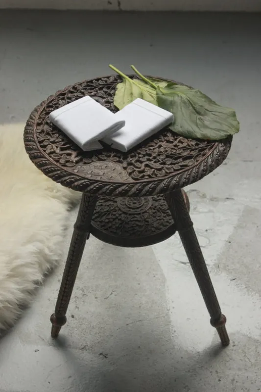 The White Linen Handkerchief (Set of Two) sold by Stable of Ireland