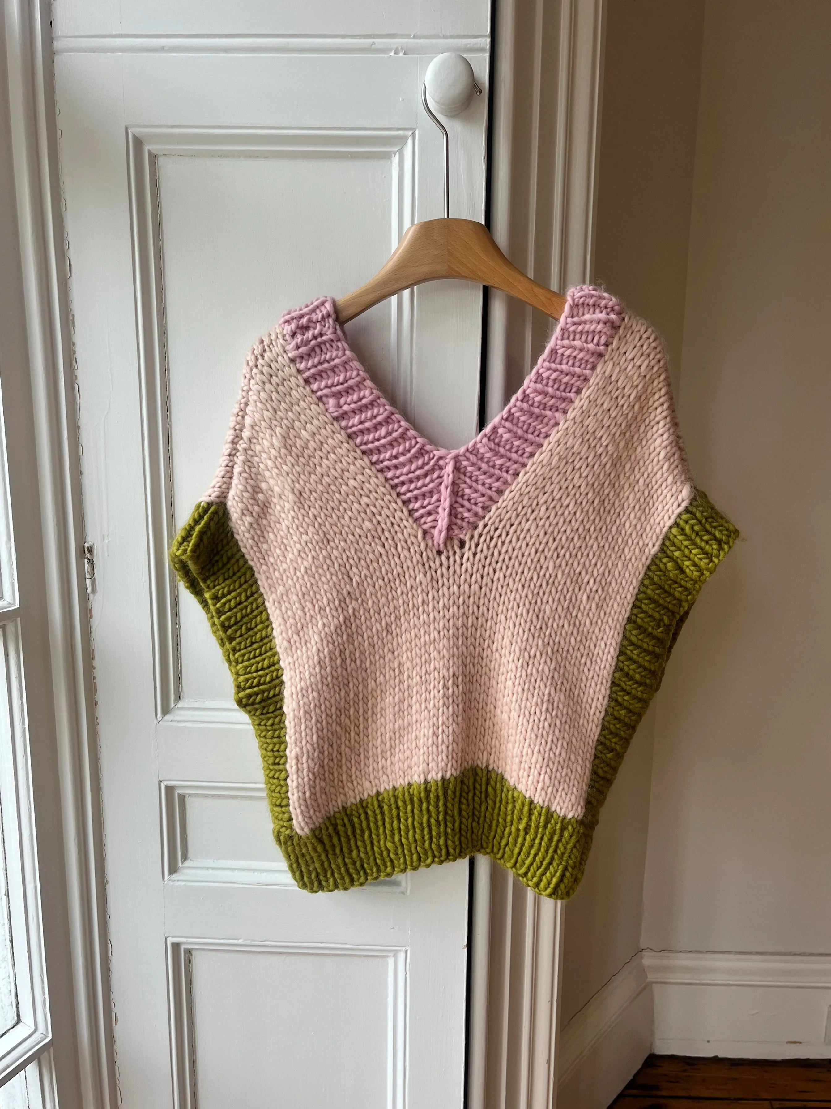 Cream Chunky Knit Vest (Sample) sold by Hope Macaulay product image thumbnail 3