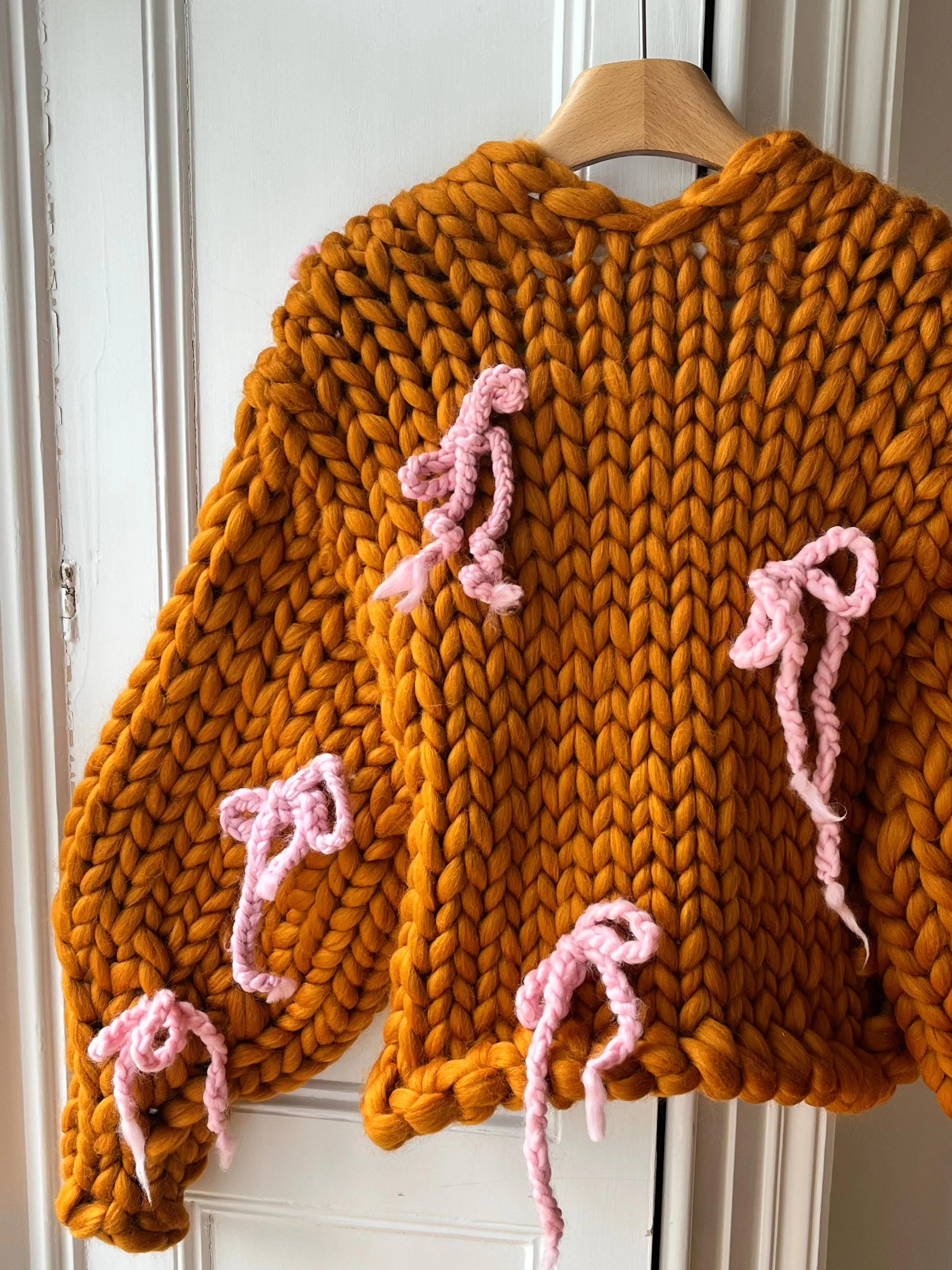 1of1 Amber Bow Colossal Knit Cardigan M/L (Sample) sold by Hope Macaulay product image thumbnail 4