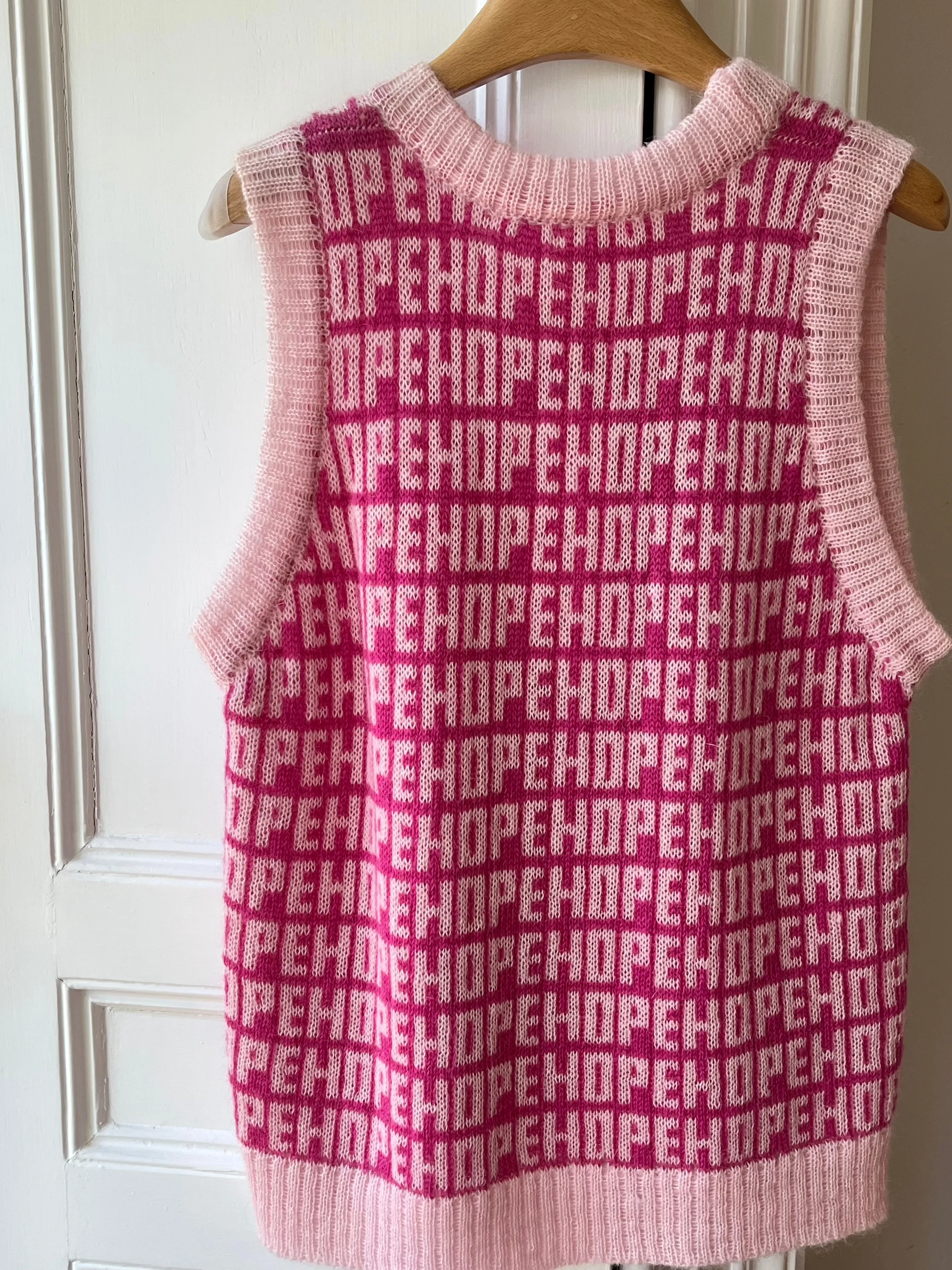 1of1 Hope Pink Knit Sweater Vest S/M (Sample) sold by Hope Macaulay product image thumbnail 4