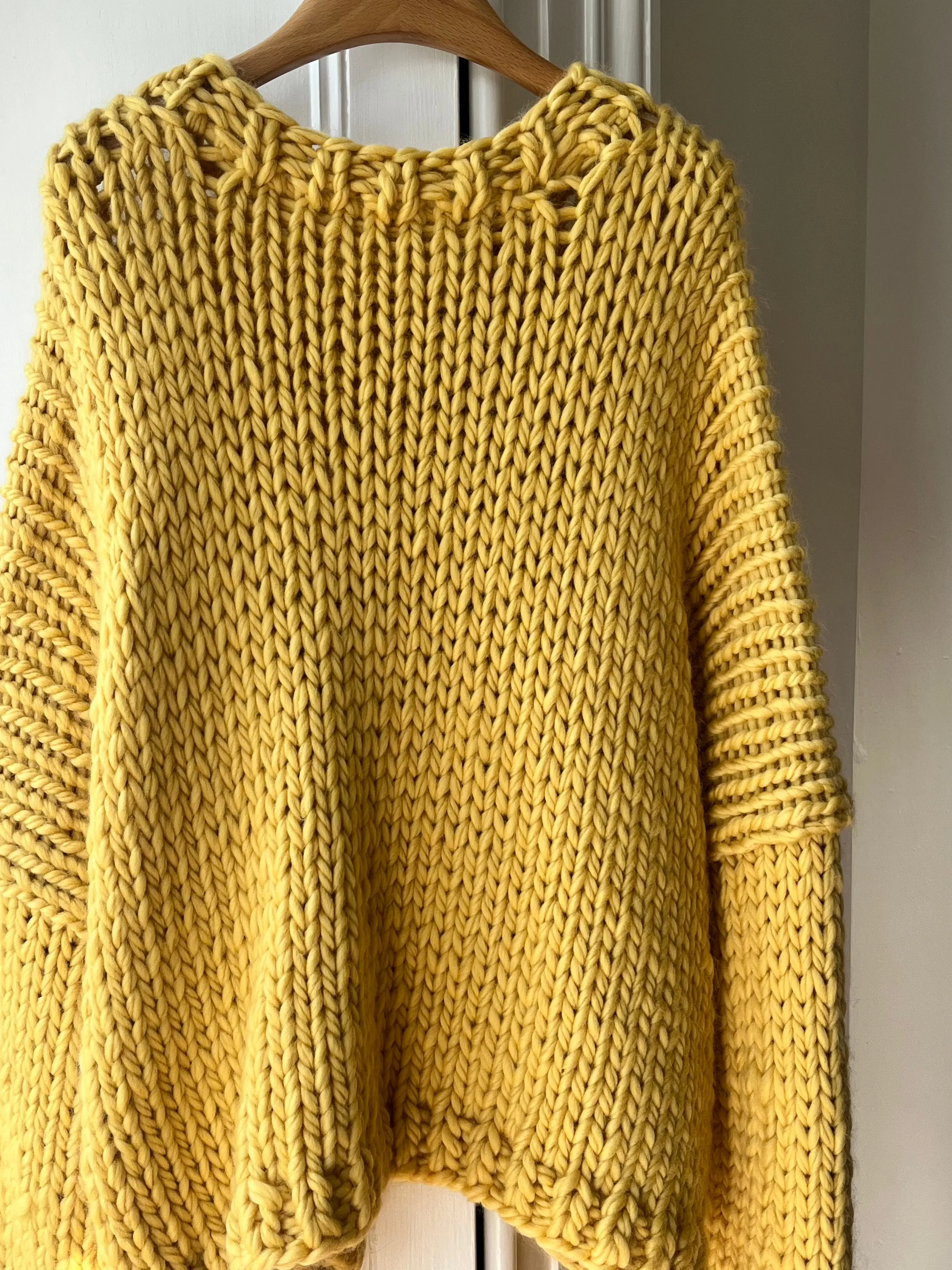 Yellow Bow Chunky Knit Sweater L/XL (Sample) sold by Hope Macaulay product image thumbnail 4