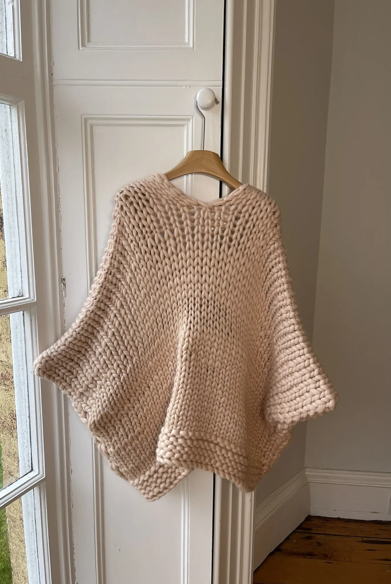 1of1 Bow Sleeveless Sweater XXL (Sample) sold by Hope Macaulay product image thumbnail 3