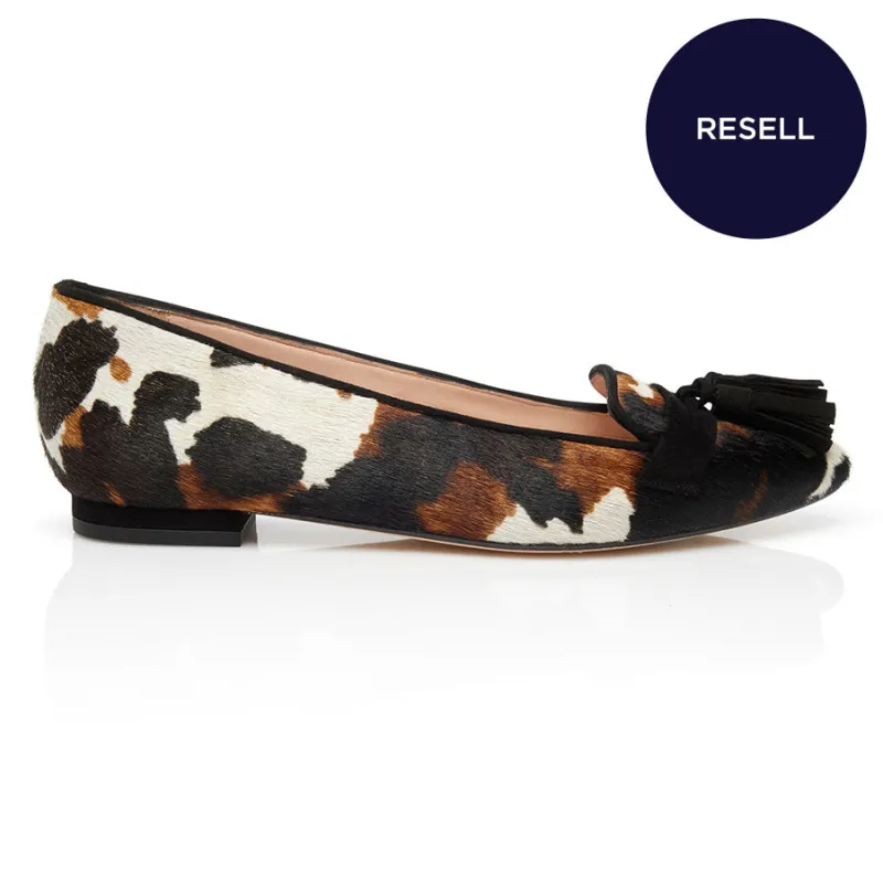 ReSELL - Tassel Flat - Cow 42 made by Nicki Hoyne