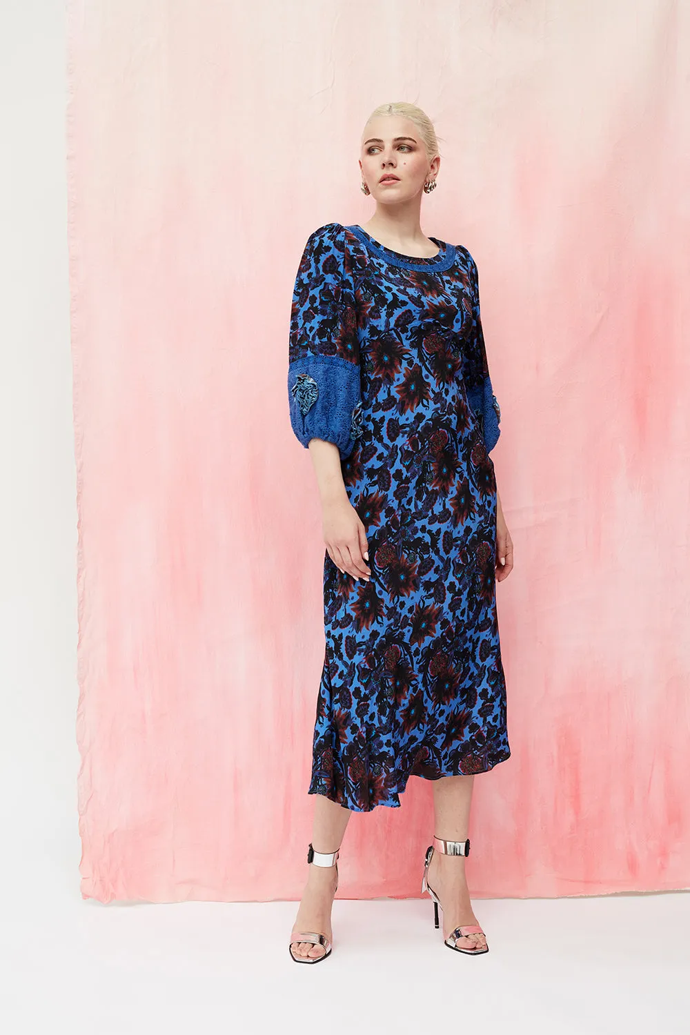 Kate dress in blue sold by Feri product image thumbnail 4