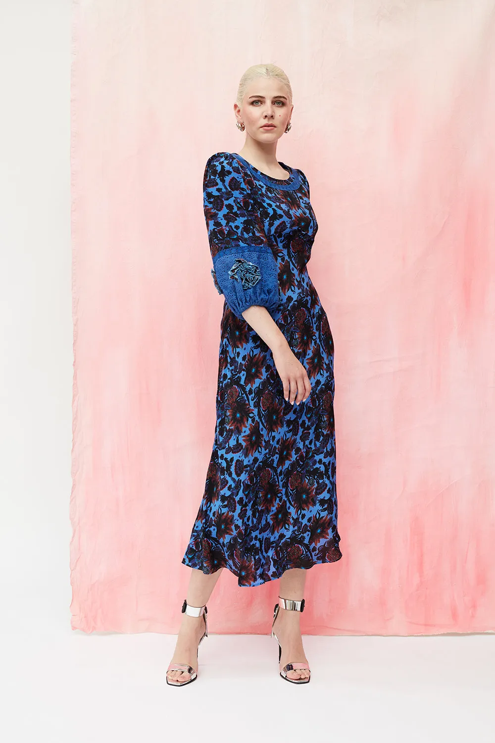 Kate dress in blue sold by Feri product image thumbnail 2