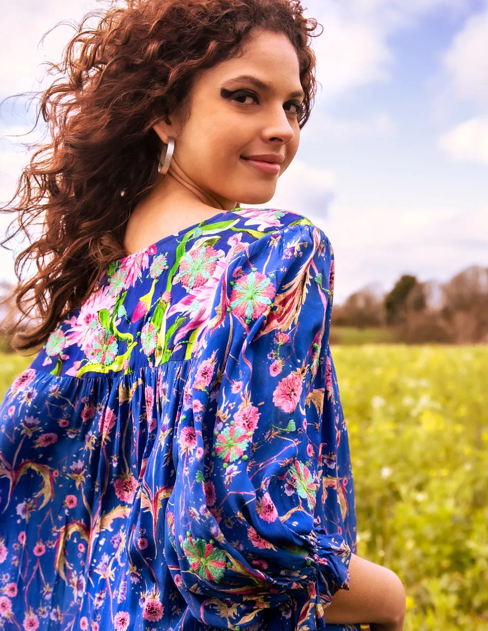 The Aine dress in blue sold by Feri product image thumbnail 3