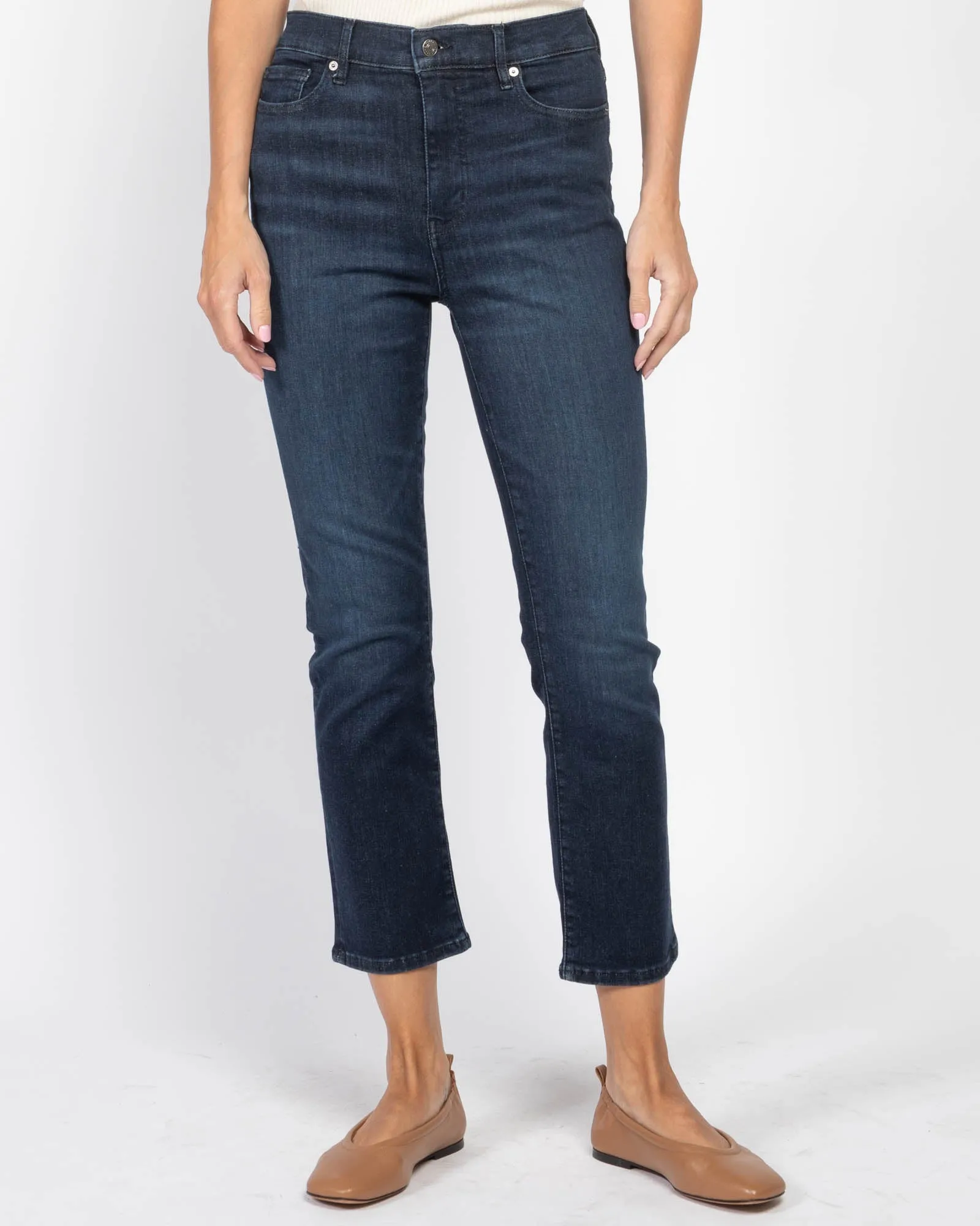 Le High Straight Jeans sold by TNT Fashion