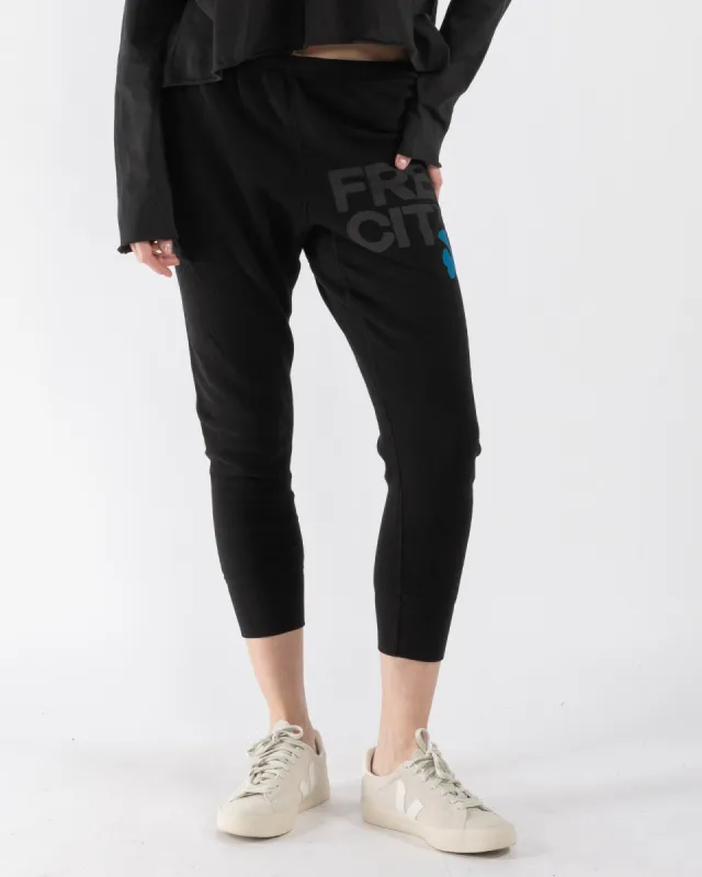 3/4 Sweatpants sold by TNT Fashion