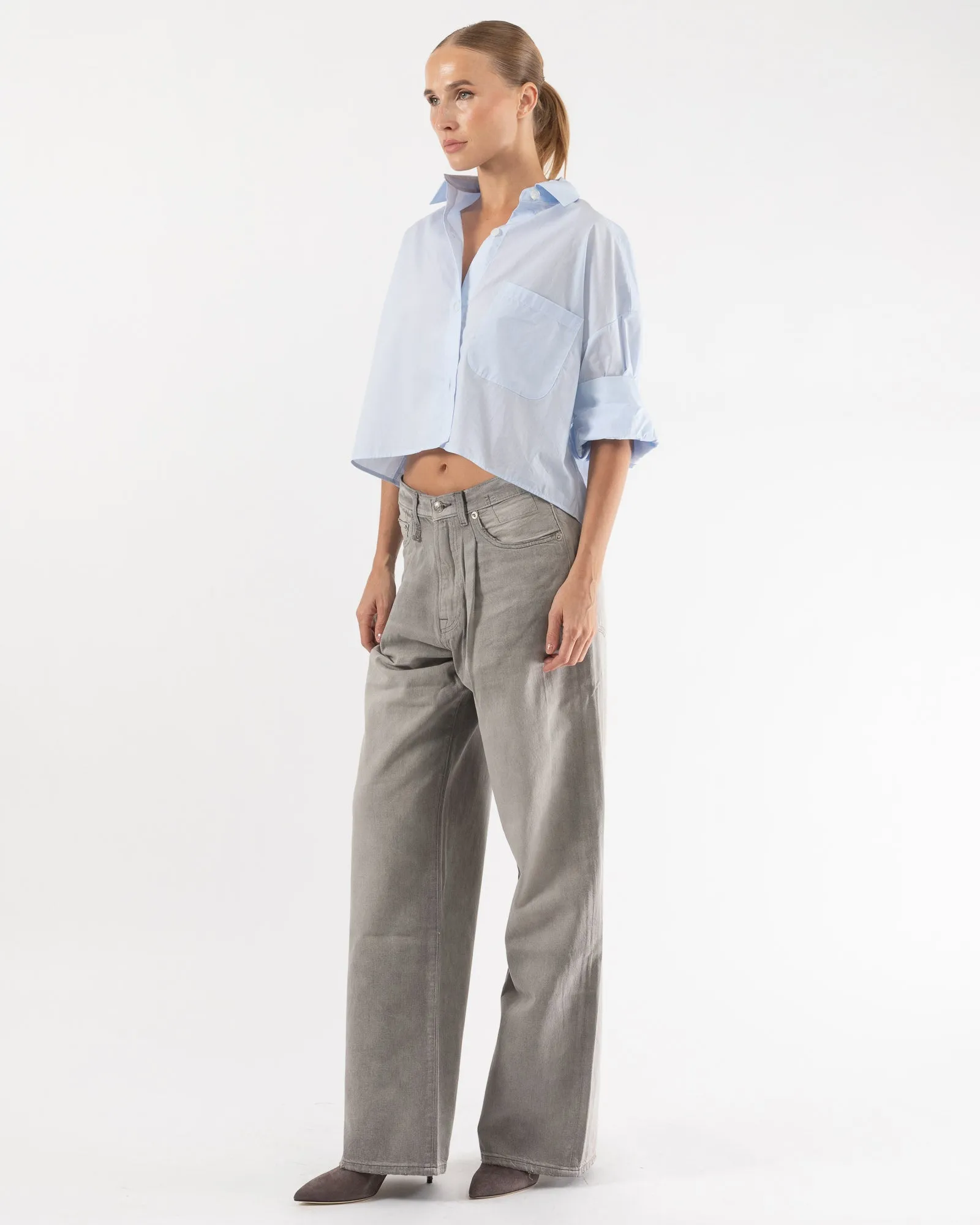 Damon Pleated Wide Leg Jean sold by TNT Fashion product image thumbnail 4