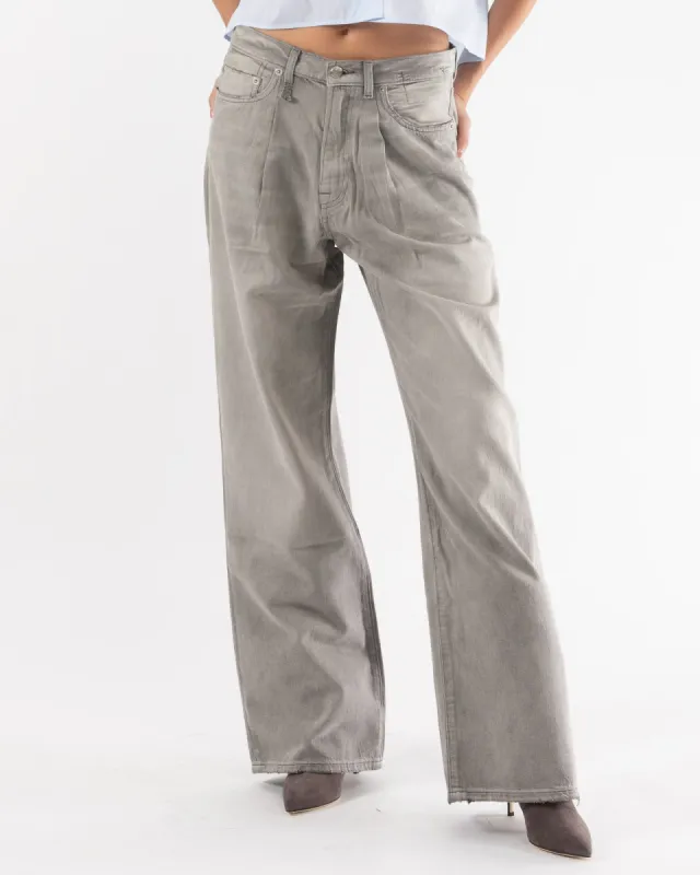 Damon Pleated Wide Leg Jean sold by TNT Fashion
