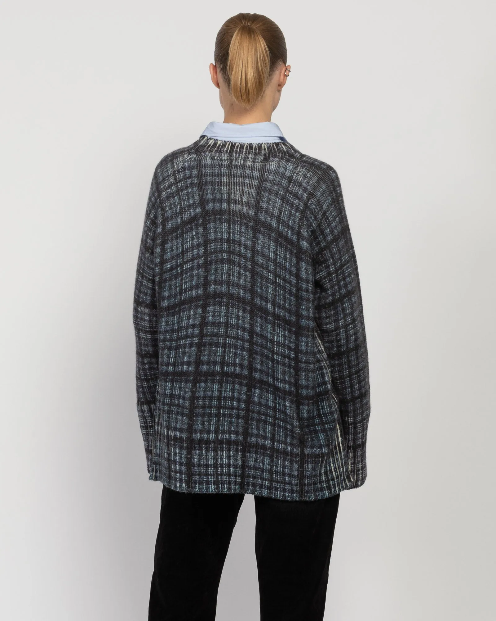 V-Neck sold by TNT Fashion product image thumbnail 4