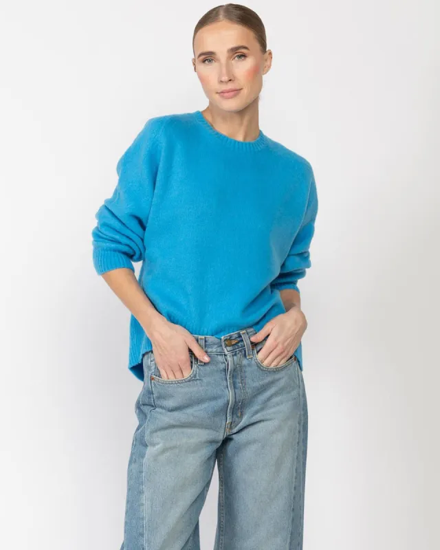 Round Neck Pullover sold by TNT Fashion