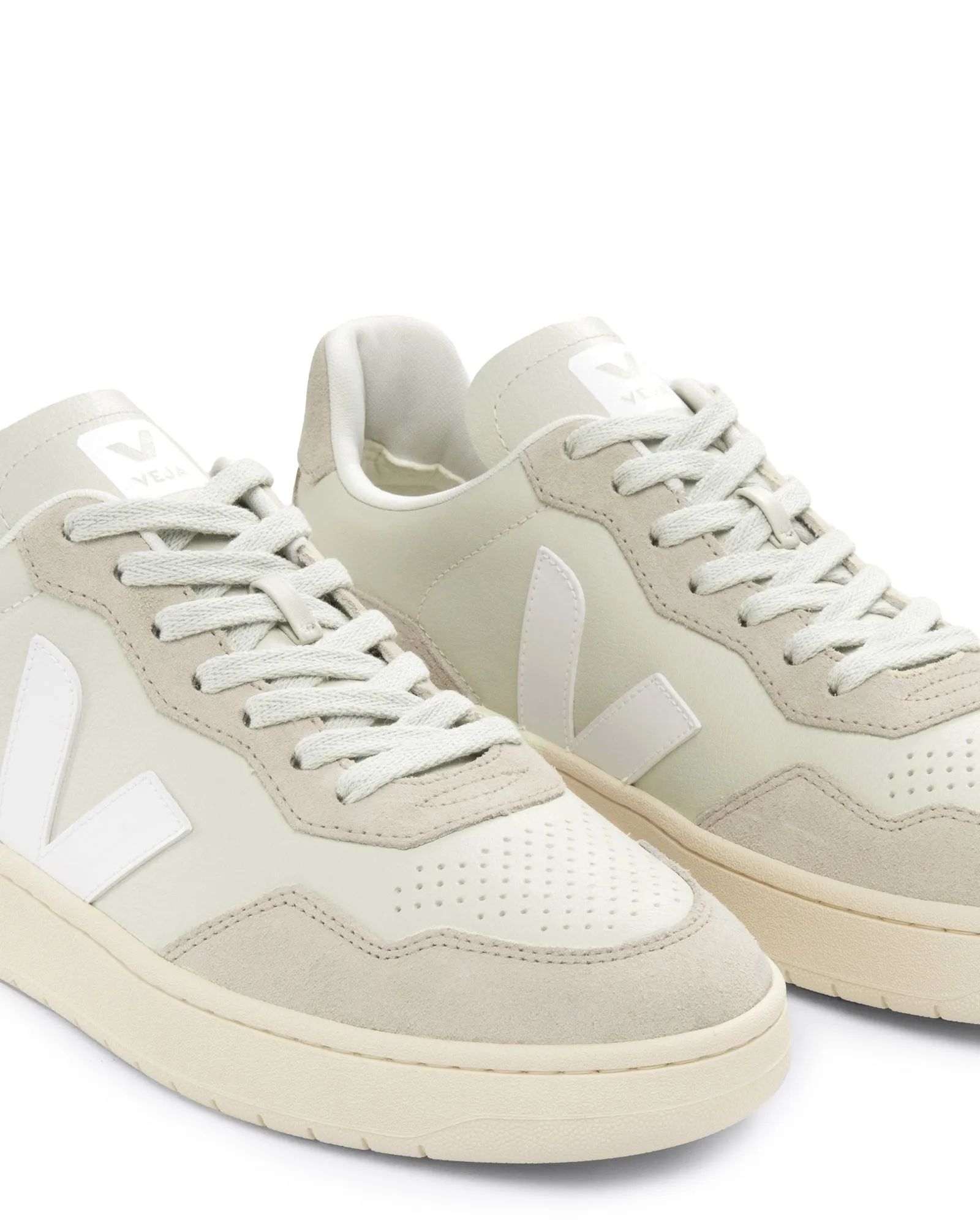 V-90 Leather Sneakers sold by TNT Fashion product image thumbnail 2