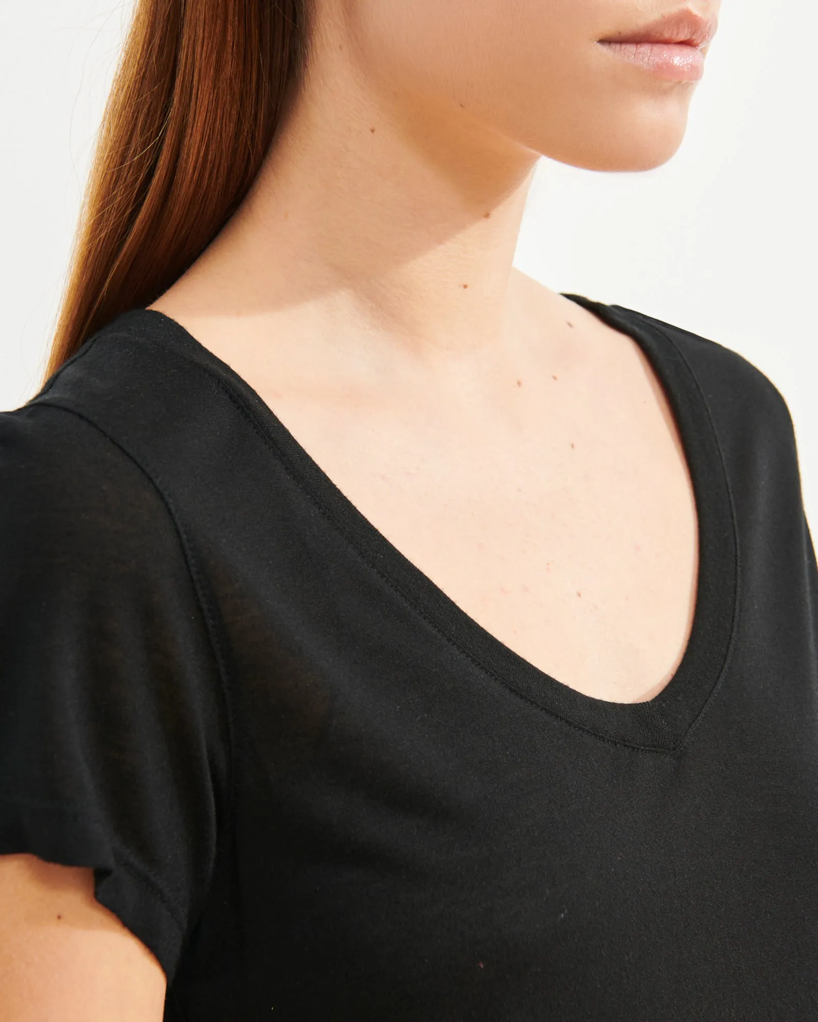Modal Classic V-Neck T-Shirt sold by TNT Fashion product image thumbnail 4