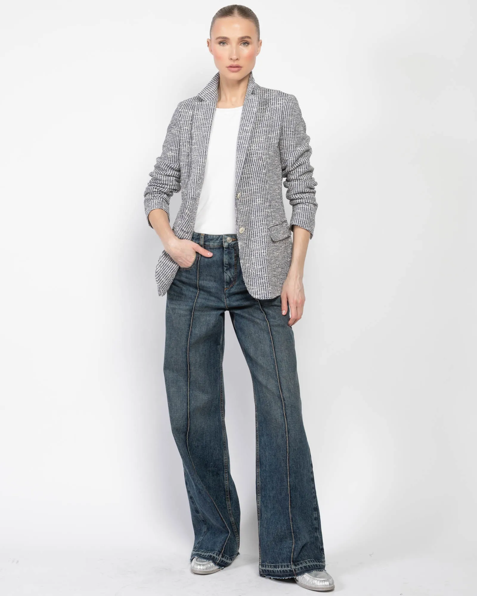 Blazer sold by TNT Fashion product image thumbnail 2