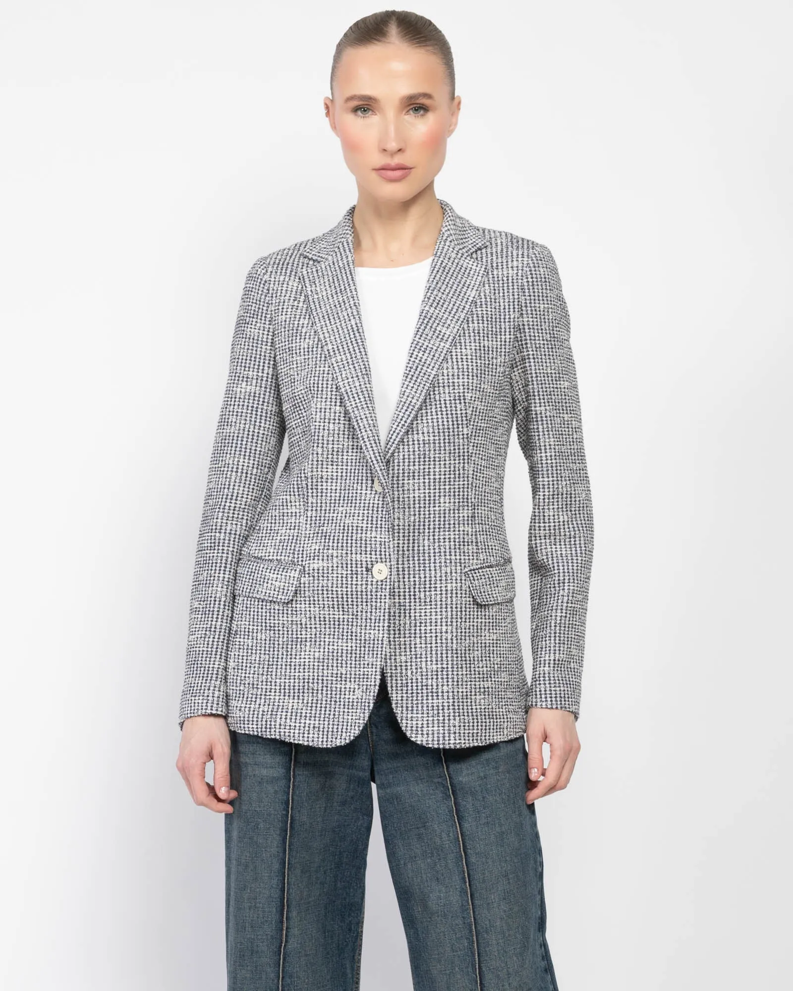 Blazer sold by TNT Fashion