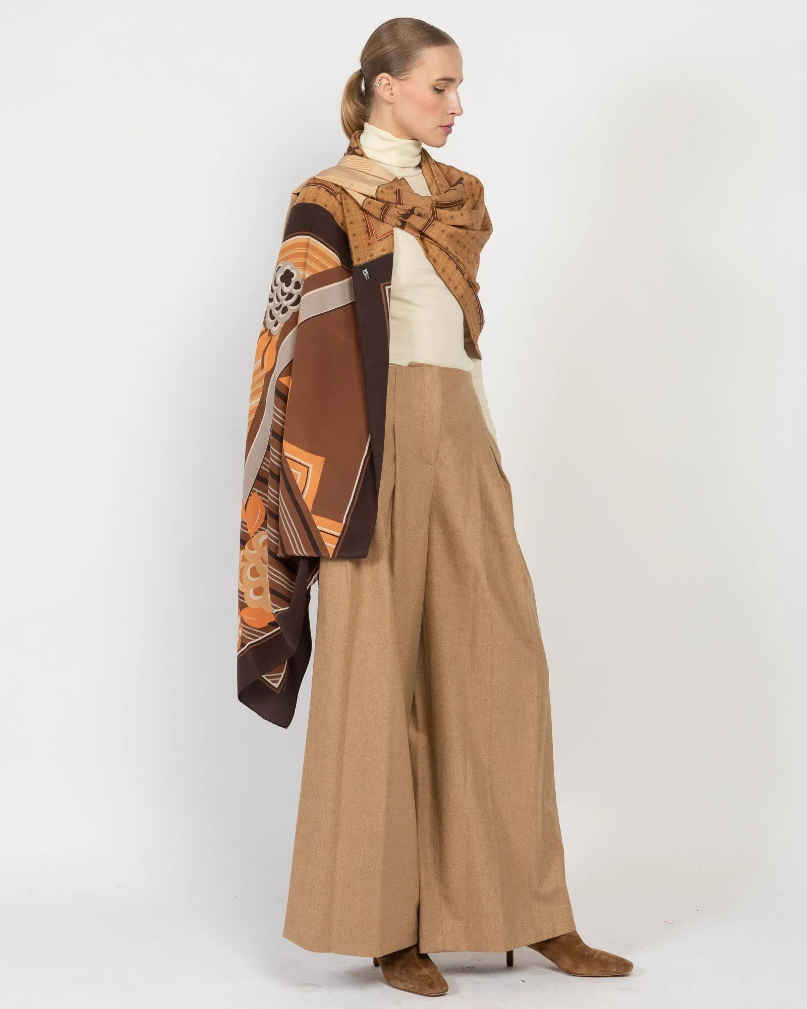 Scarf With Vintage Foulard sold by TNT Fashion product image thumbnail 2