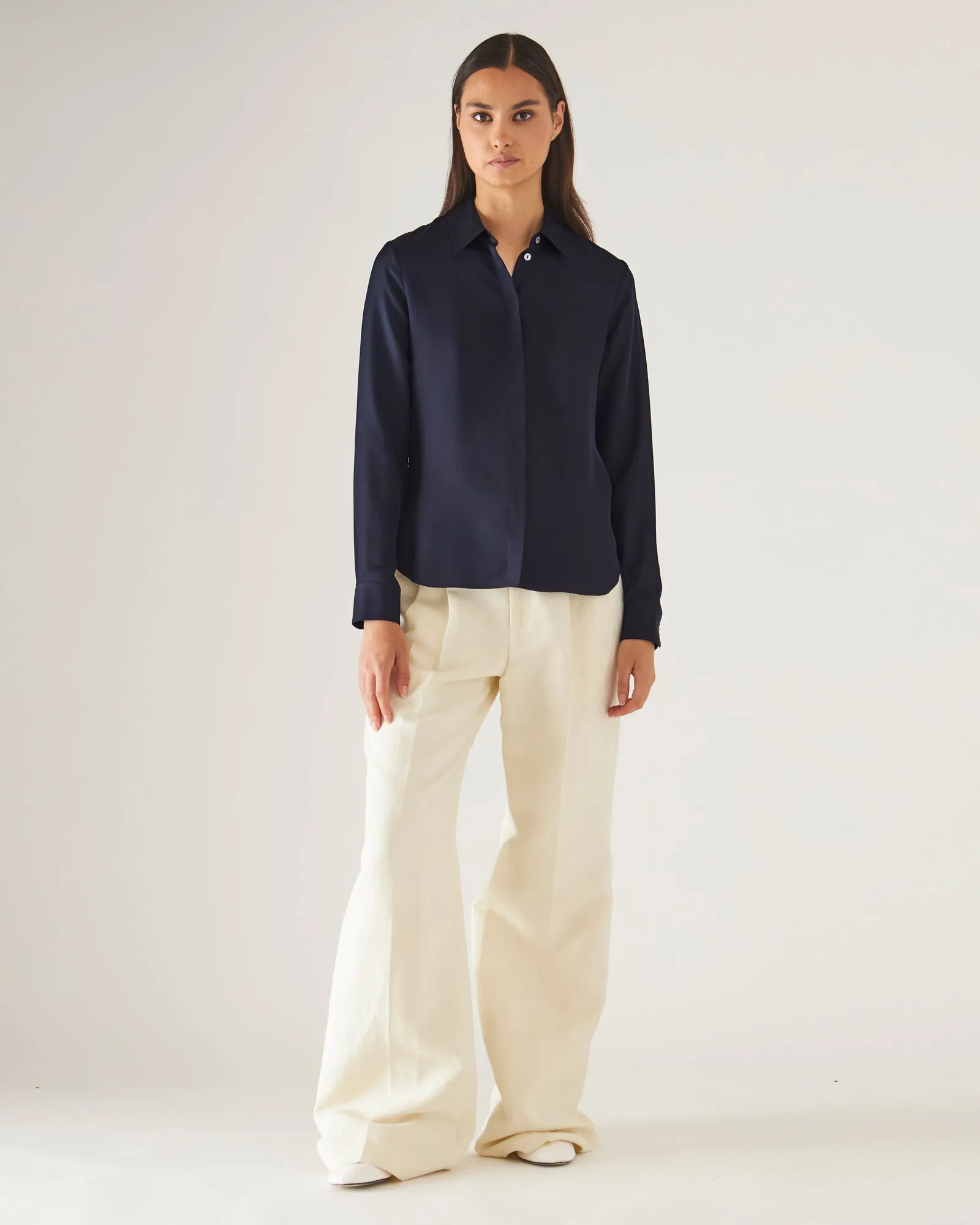 Silk Classic Shirt sold by TNT Fashion product image thumbnail 2