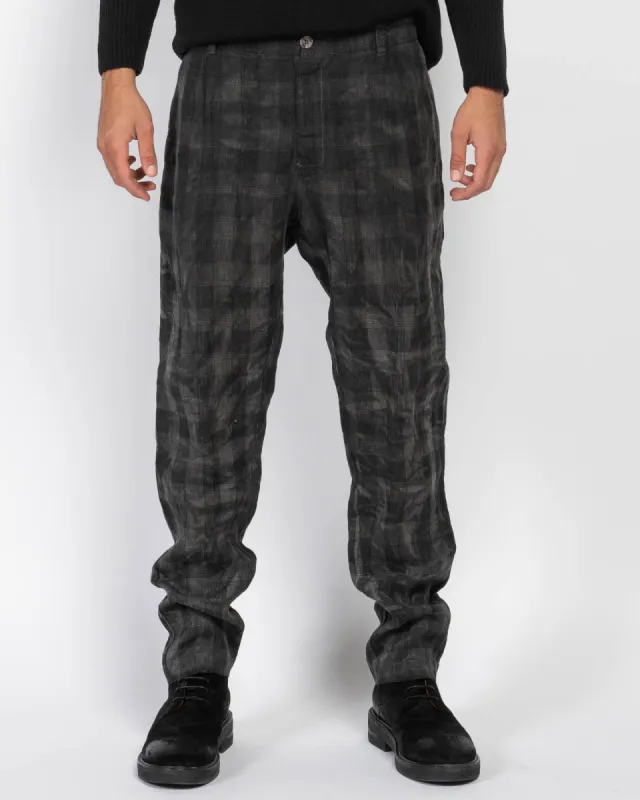 Trousers sold by TNT Fashion