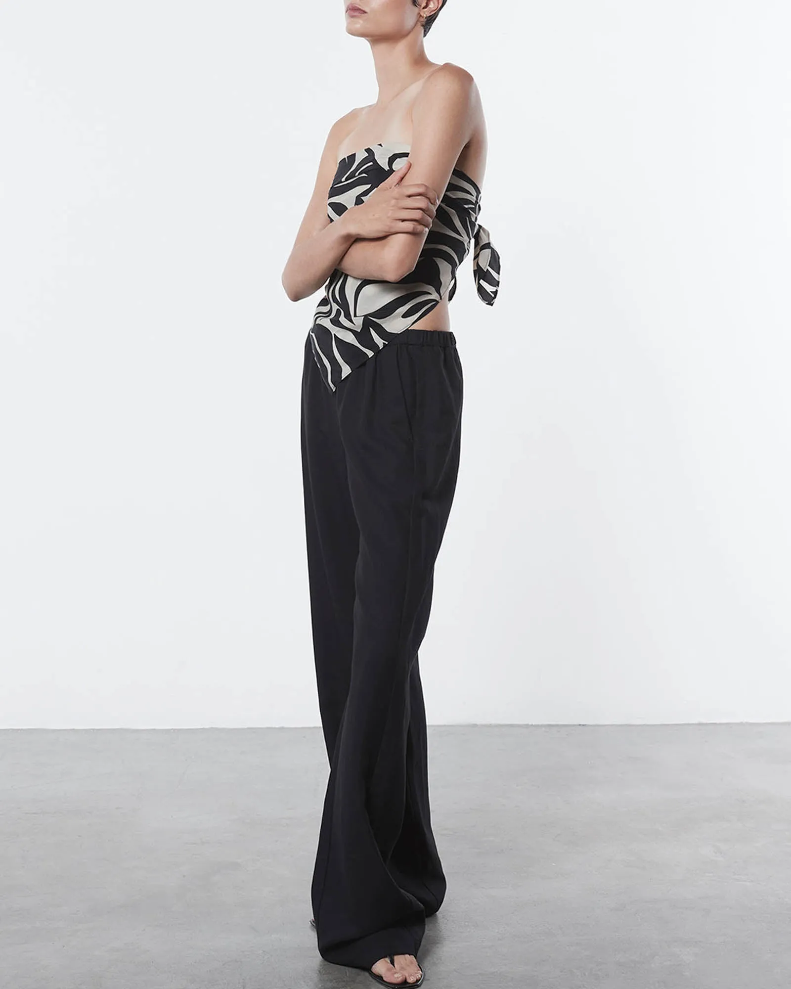 Twill Everywhere Pants sold by TNT Fashion product image thumbnail 4