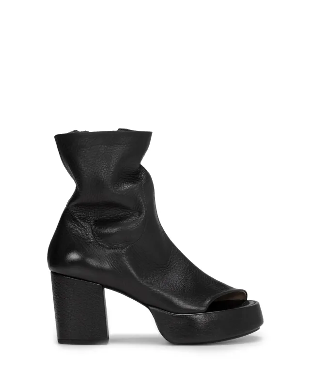 Plabo Boots sold by TNT Fashion