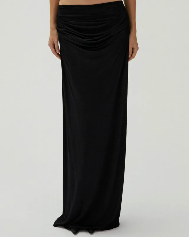 Low-Waist Skirt sold by TNT Fashion