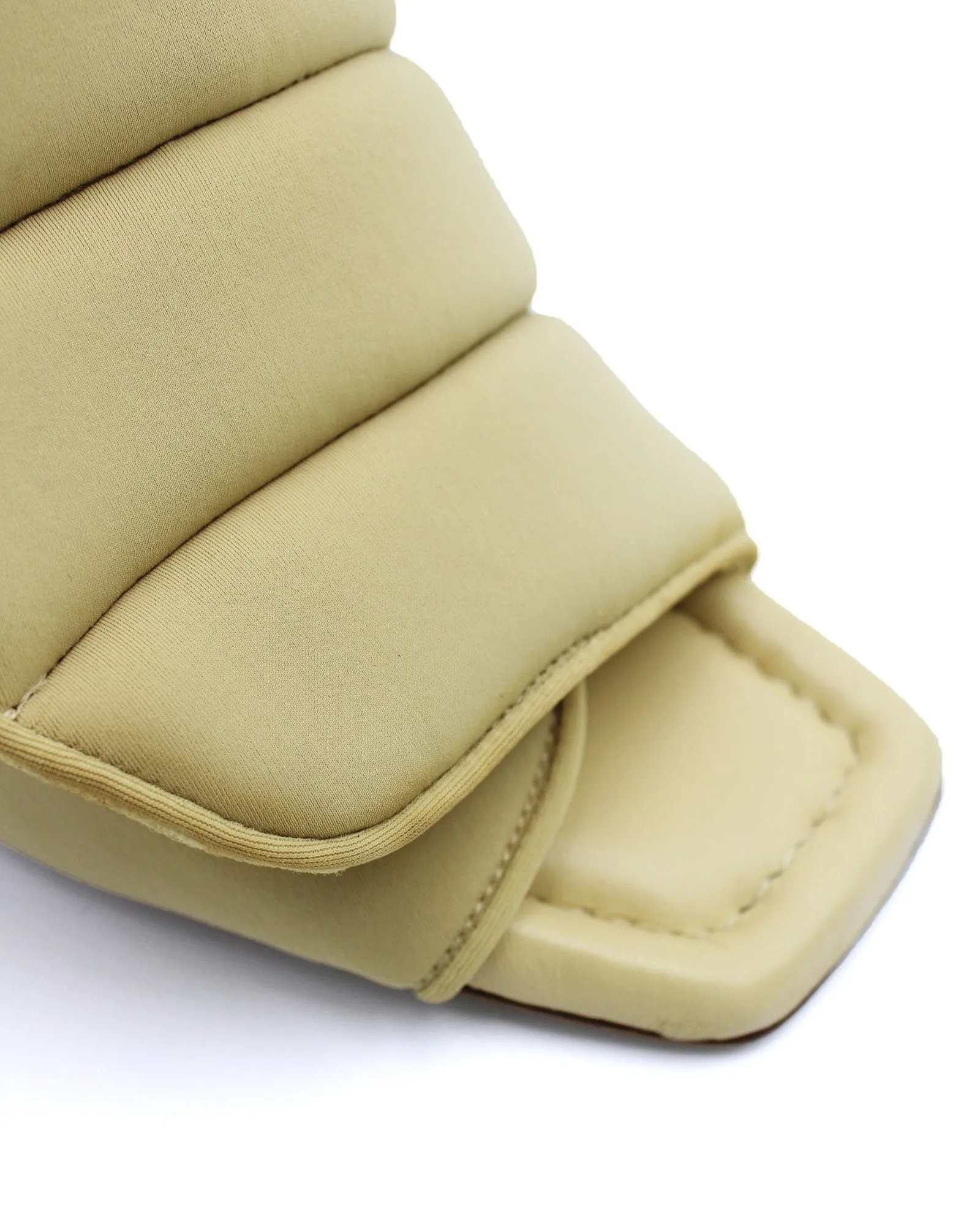 Gia 4 Heels sold by TNT Fashion product image thumbnail 2