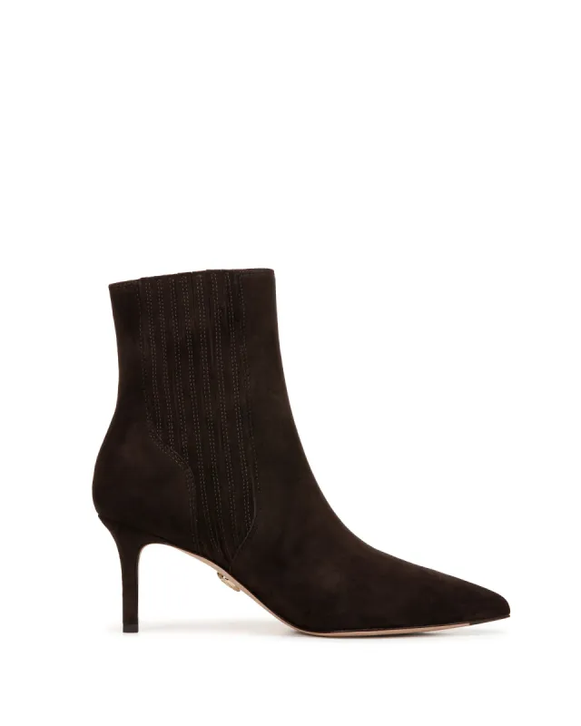 Lisa Boots sold by TNT Fashion